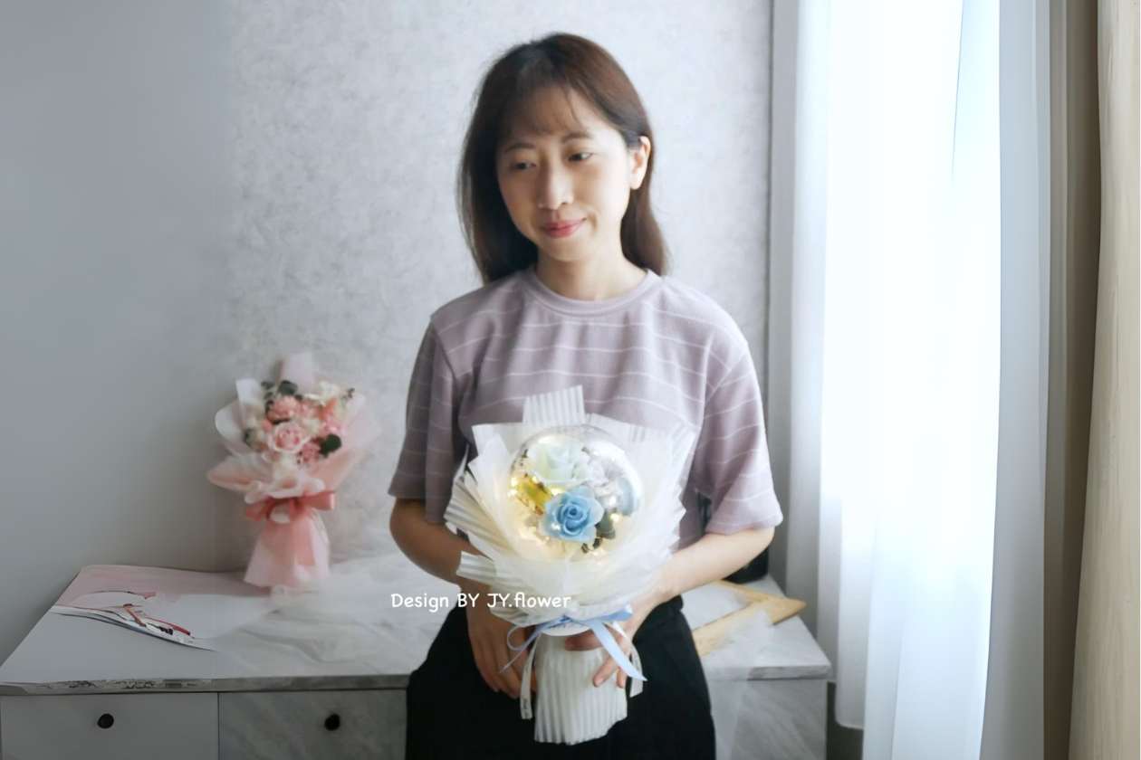 線上訂花 讓你輕鬆挑選最適合的花束。無店租壓力、花材更新鮮，乾燥花與永生花更是送女友的最佳選擇！