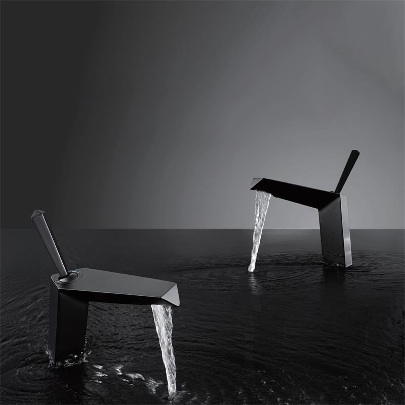 DE系列-設計款幾何盆龍頭-Y98528