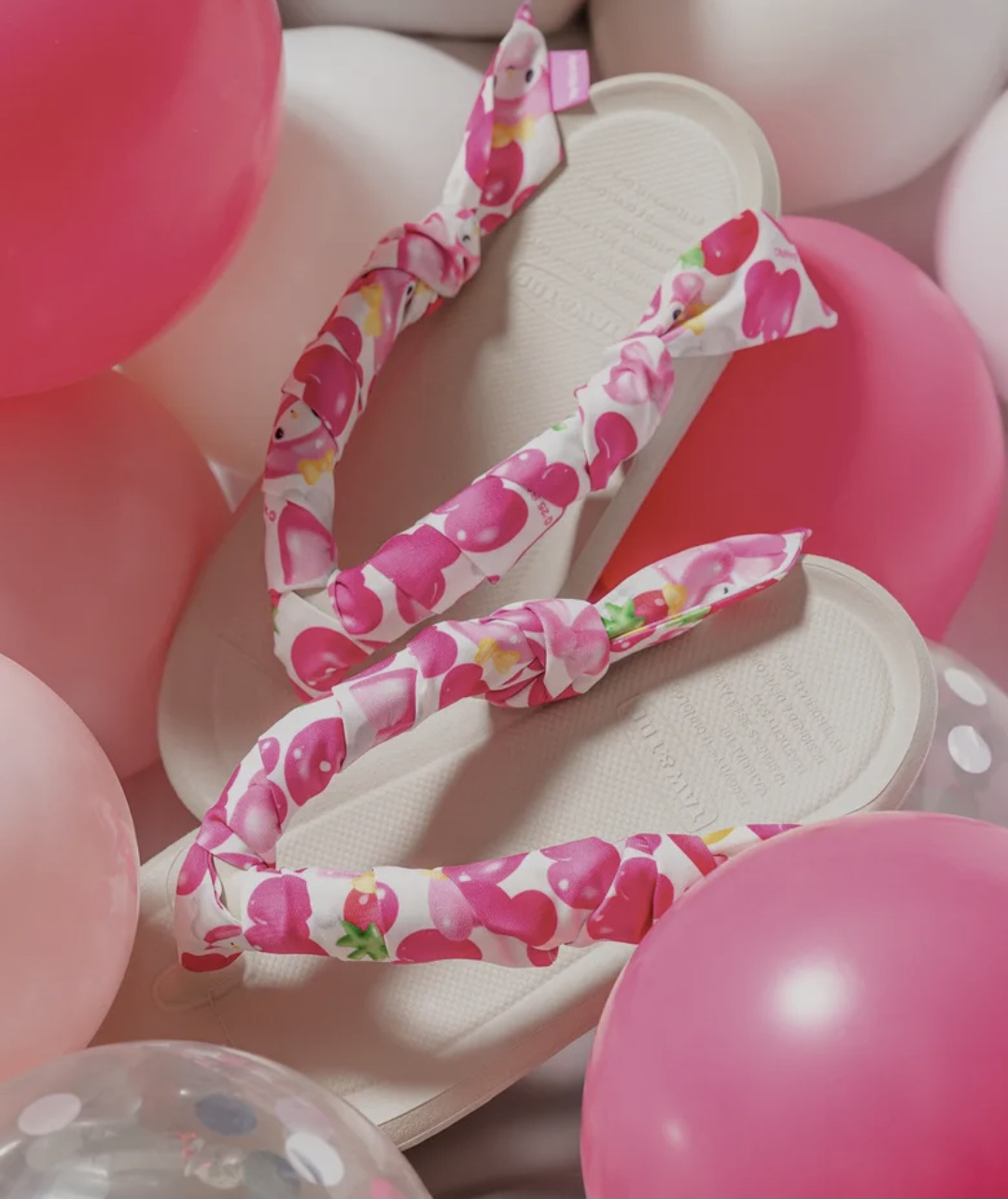【TAW&TOE x SANRIO】FLIP FLOP ZEROVITY OG W Taw&Toe x Sanrio Flip Flop Zerovity Plumpy Hello Kitty
