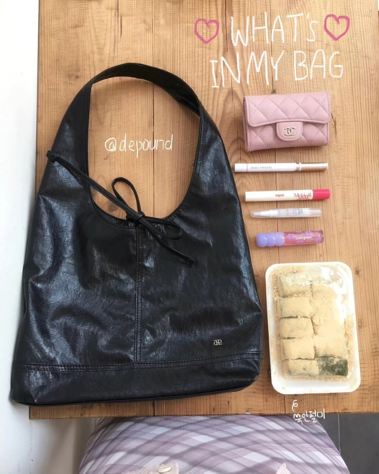 ◇depound◇ pino bag (hobo) black (M) Designer fashion, Seoul-fully created | W Concept