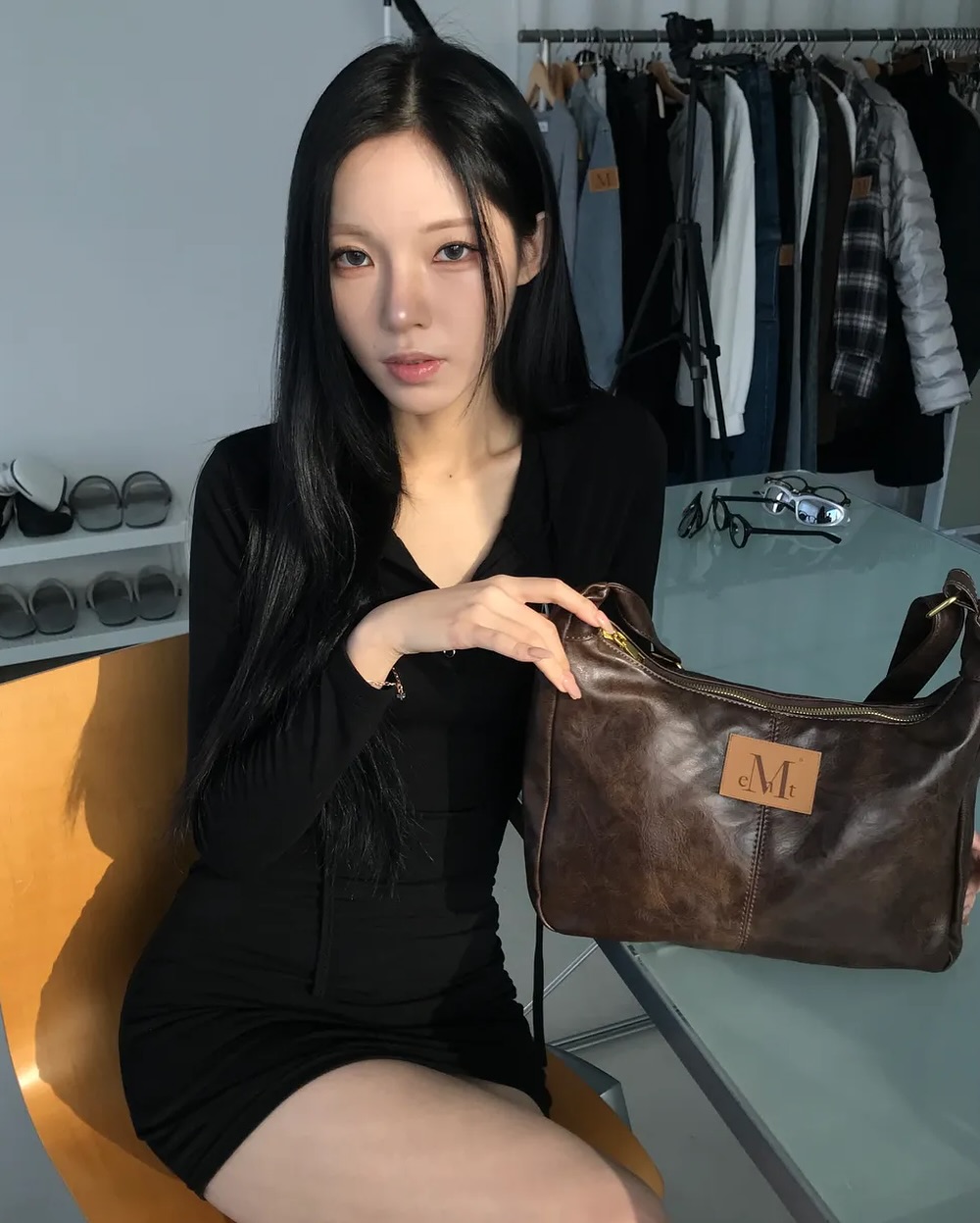 ♥MUCENT♥ Marin Gold Line Leather Shoulder Bag MUSINSA | MUCENT Merin Gold Line Leather Shoulder Bag Unisex