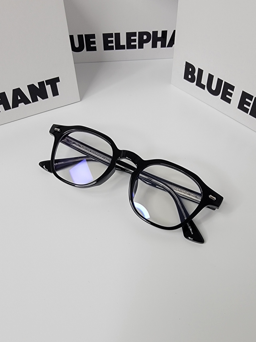 BLUE ELEPHANT ■ DILLAC メガネ Qoo10] BLUE ELEPHANT [RIIZE ウォンビン着用] DILL : KPOP