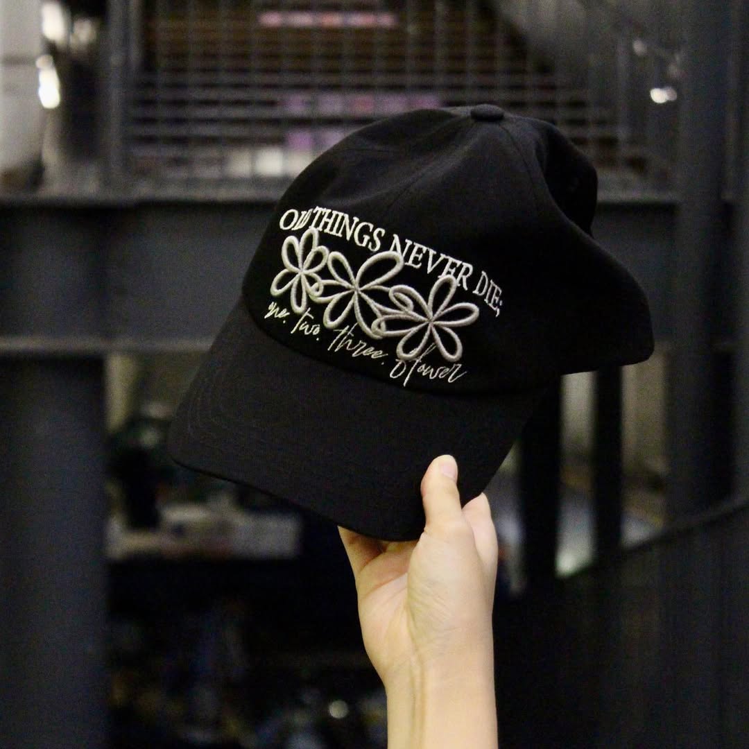 全国宅配無料 ONGO】FLOWER CAP_IVORY〜フラワー結び目キャップ