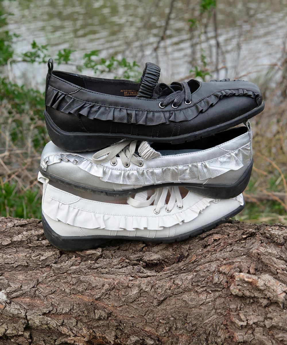 【Rockfish×MINJUKIMコラボ】BLISS RUFFLE SNEAKERS【未入荷】 預購］韓國Rockfish [X MINJUKIM] BLISS RUFFLE SNEAKERS 荷葉邊