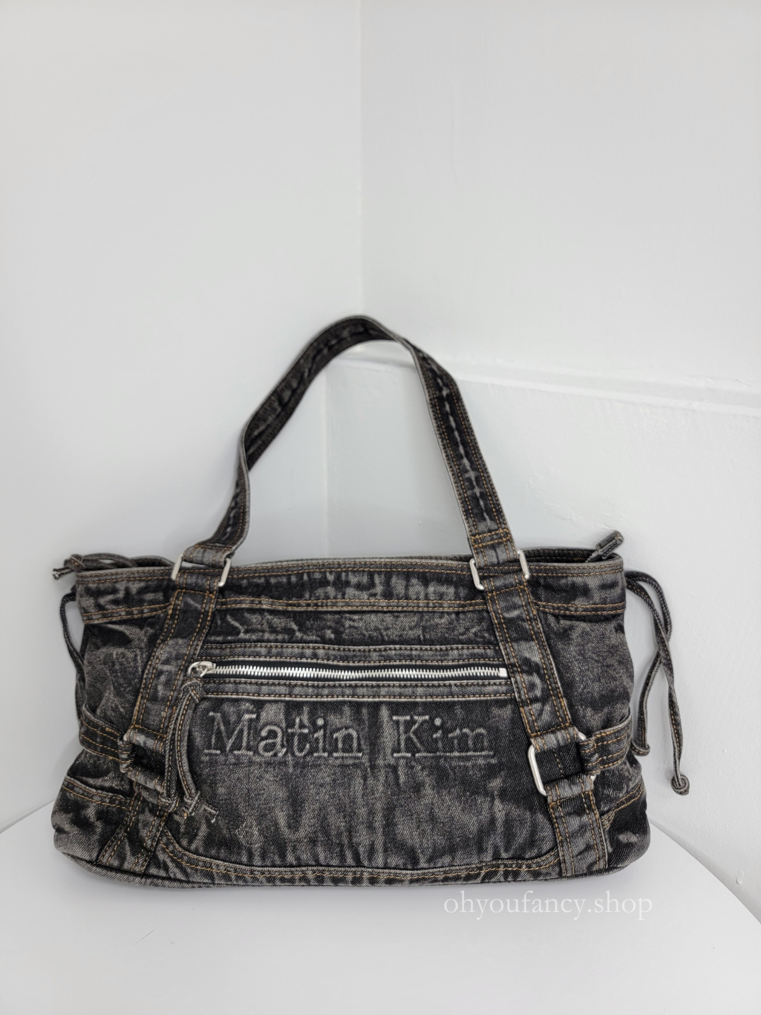 ★【MATIN KIM】 MATIN WASHED DENIM SQUARE BAG★ MATIN WASHED DENIM SQUARE BAG IN LIGHT BLUE – Matin Kim