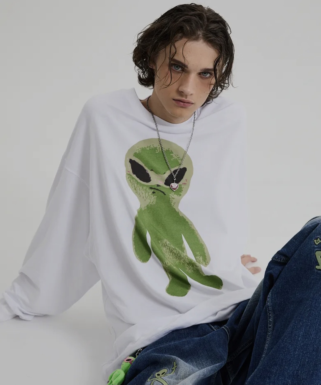 現貨秒發⚡️］—特價— 韓國HOODHOOD Alien Graphic Overfit 外星