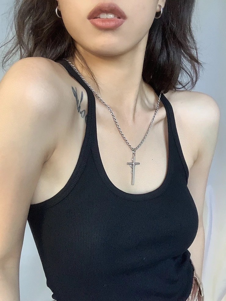 北歐品牌細帶吊帶螺紋工字低領背心 北歐品牌細帶吊帶螺紋工字低領背心