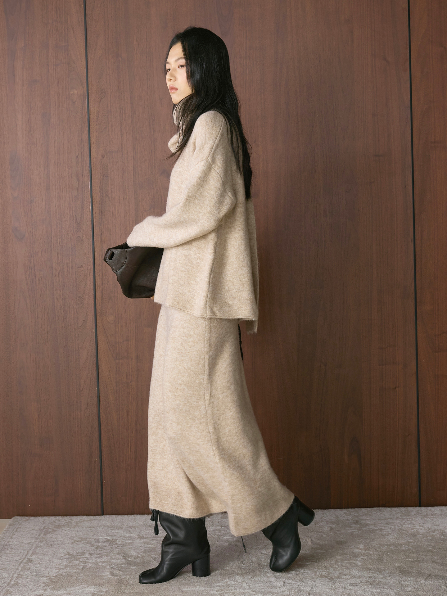 韓系針織毛衣套裝 (毛衣＋半身裙＋圍巾）