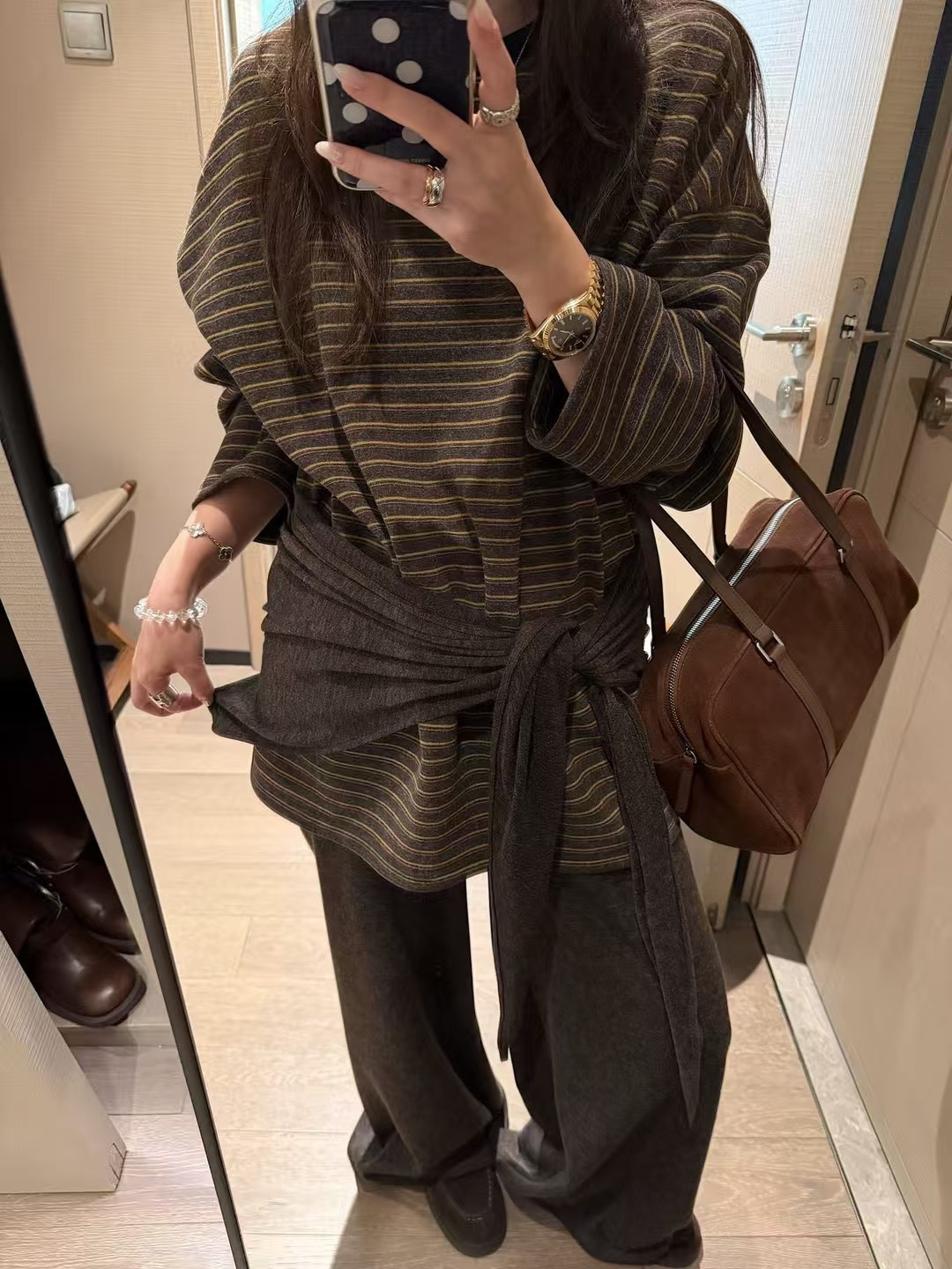 羊絨披肩式條紋長袖t恤 羊絨披肩式條紋長袖t恤