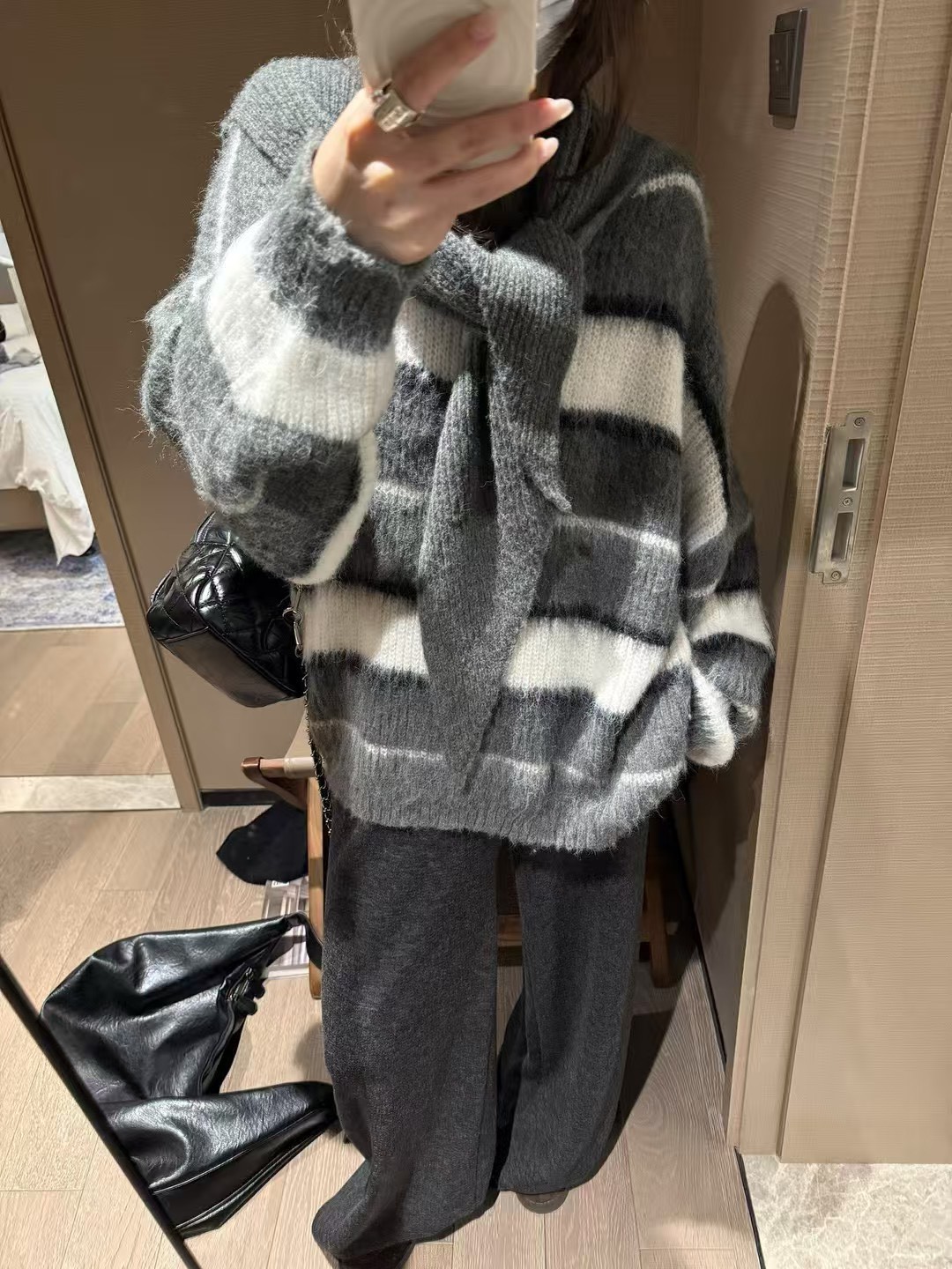 羊毛毛每馬條紋帽子寬鬆毛衣 羊毛毛每馬條紋帽子寬鬆毛衣