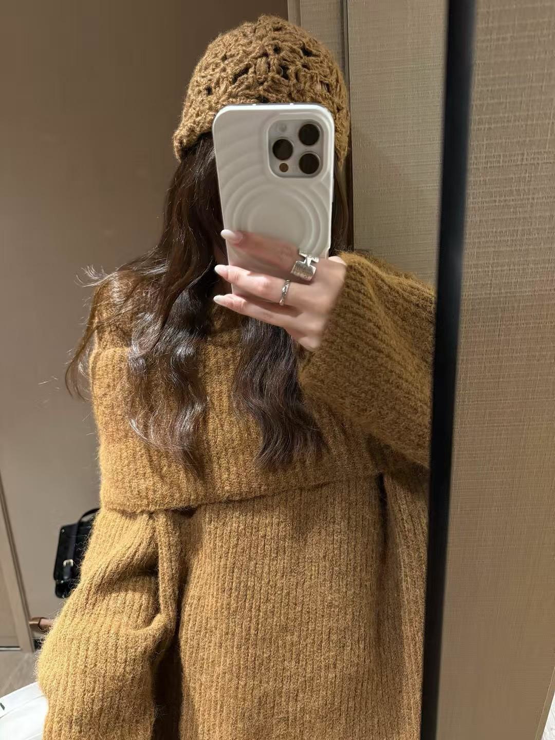 蓬鬆度高紐帶毛衣