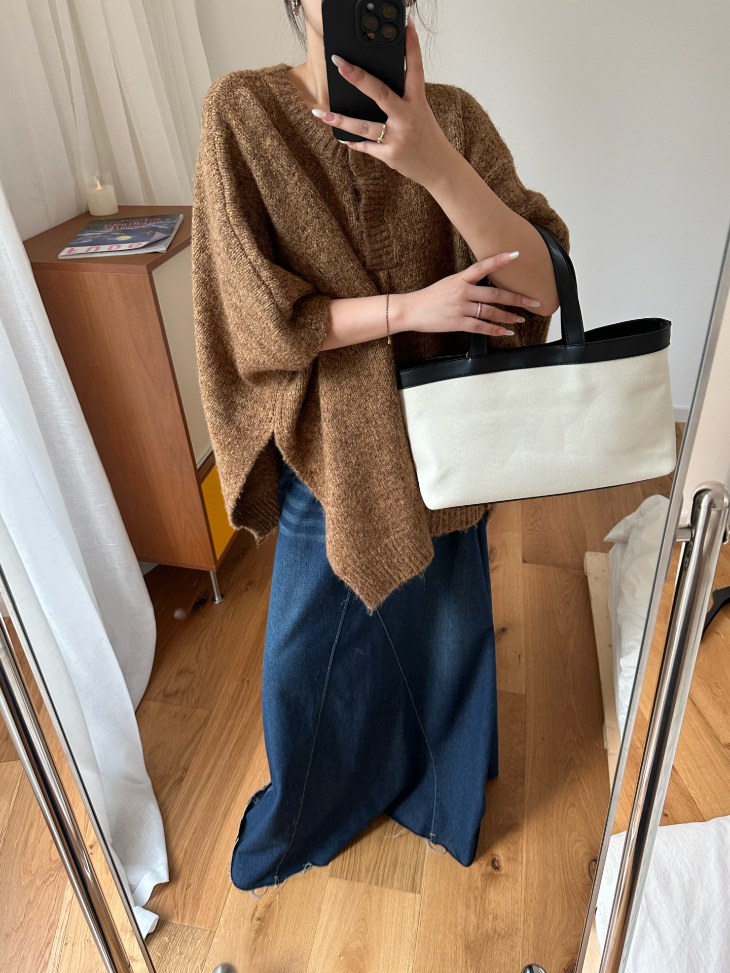 復古氛圍羊毛斗篷式圓領