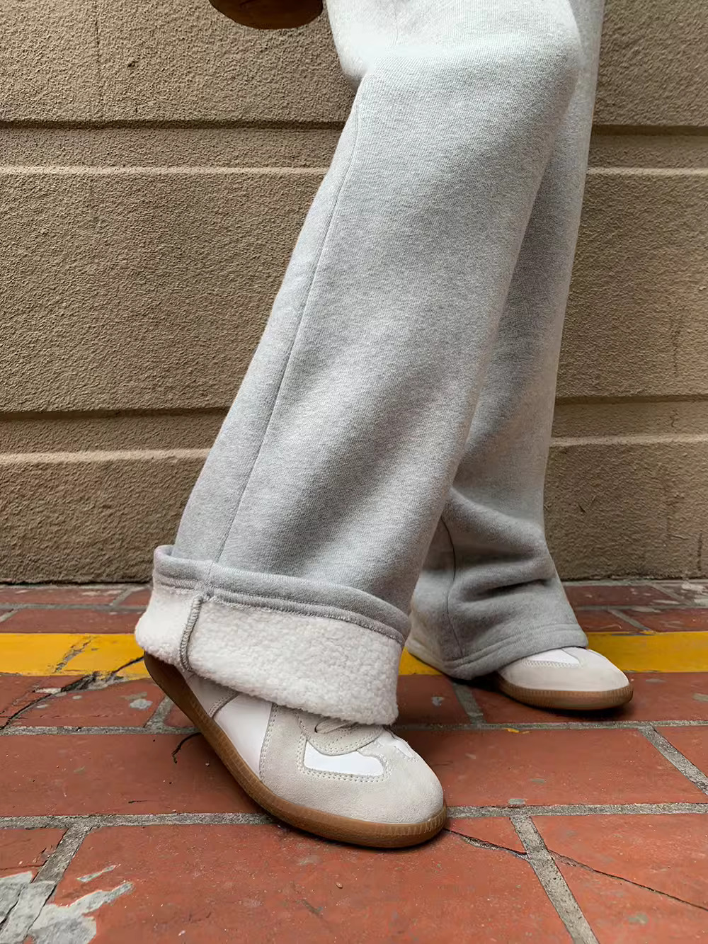 冬季運動褲款加絨衛褲休閒拖地微喇褲子11