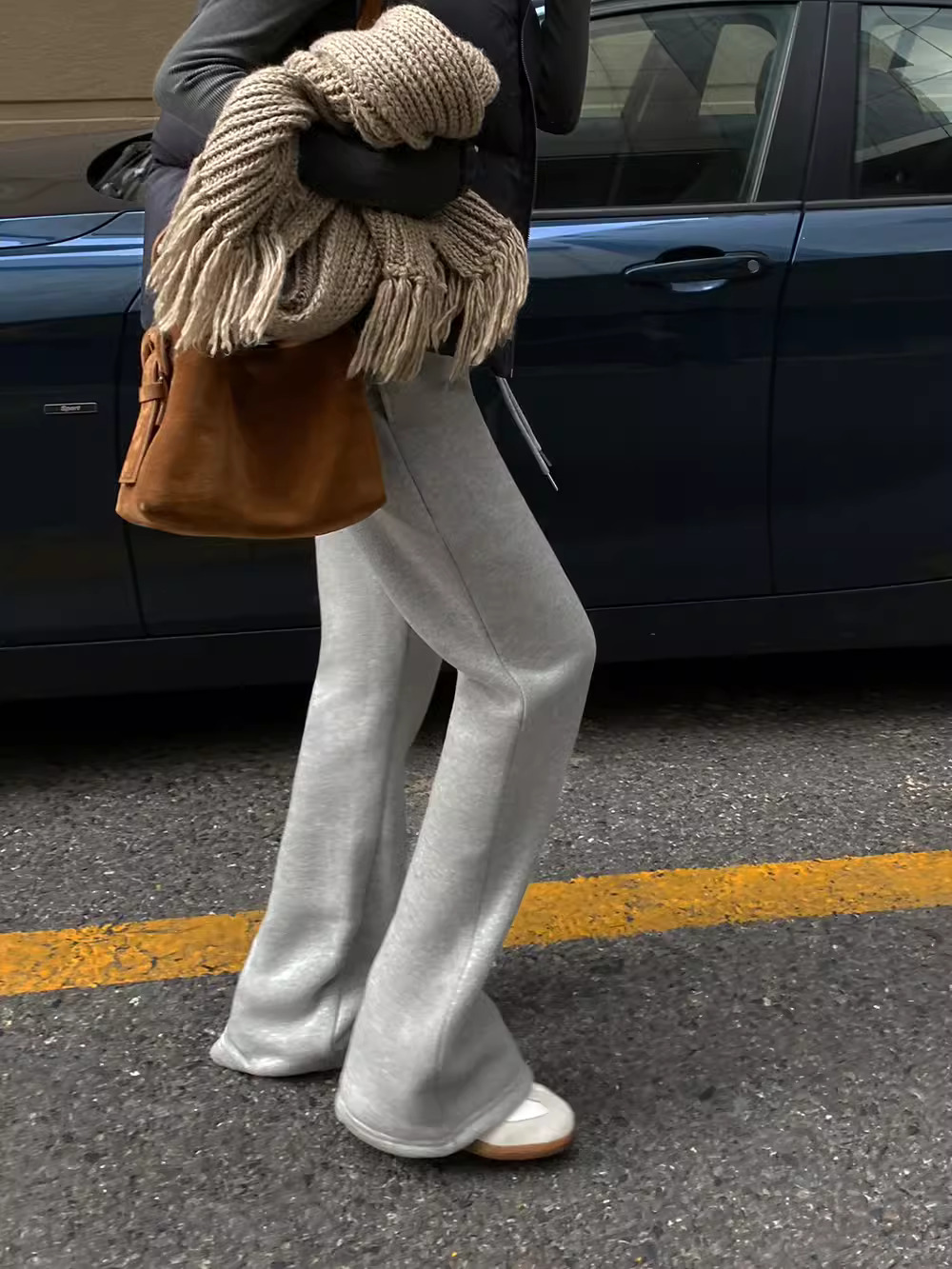 冬季運動褲款加絨衛褲休閒拖地微喇褲子10