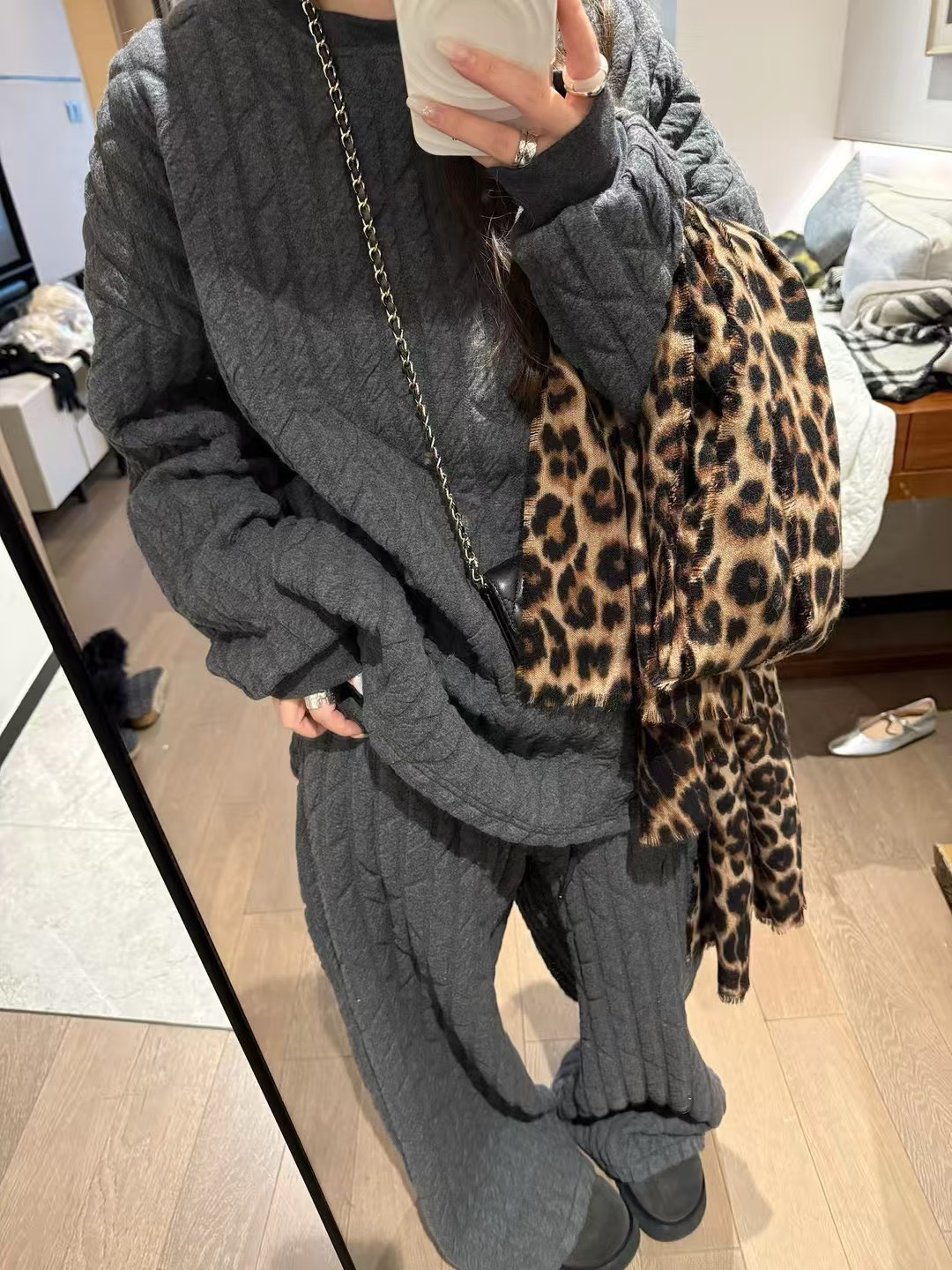 圓領夾絲綿坑條絎棉套裝