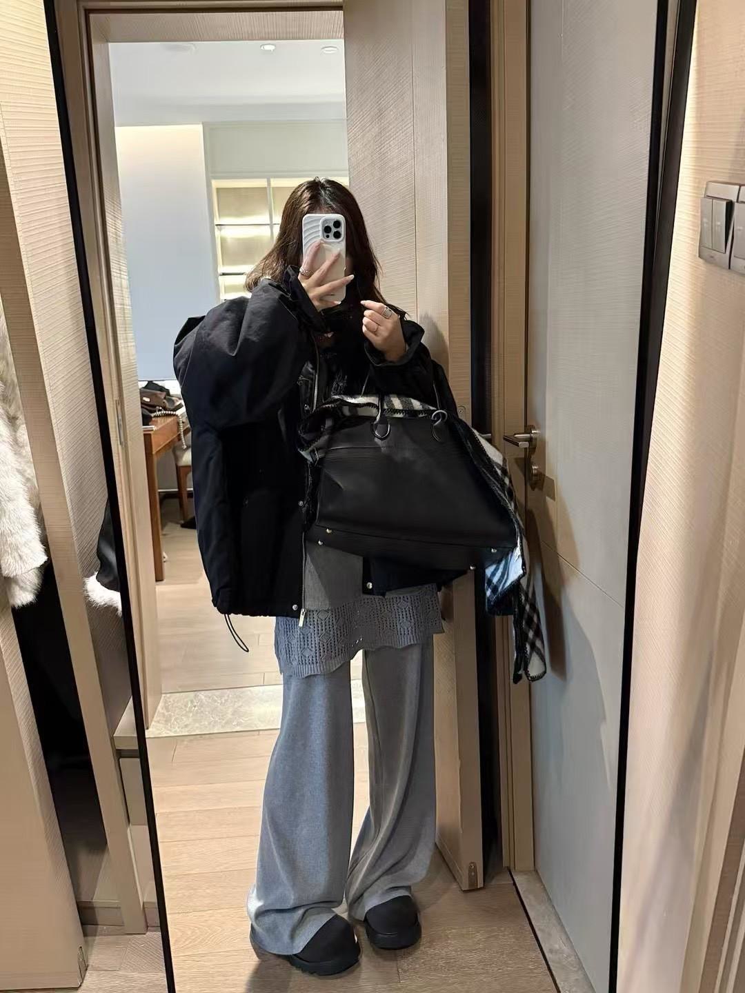 六羊毛軟糯屁簾針織長褲套裝 六羊毛軟糯屁簾針織長褲套裝