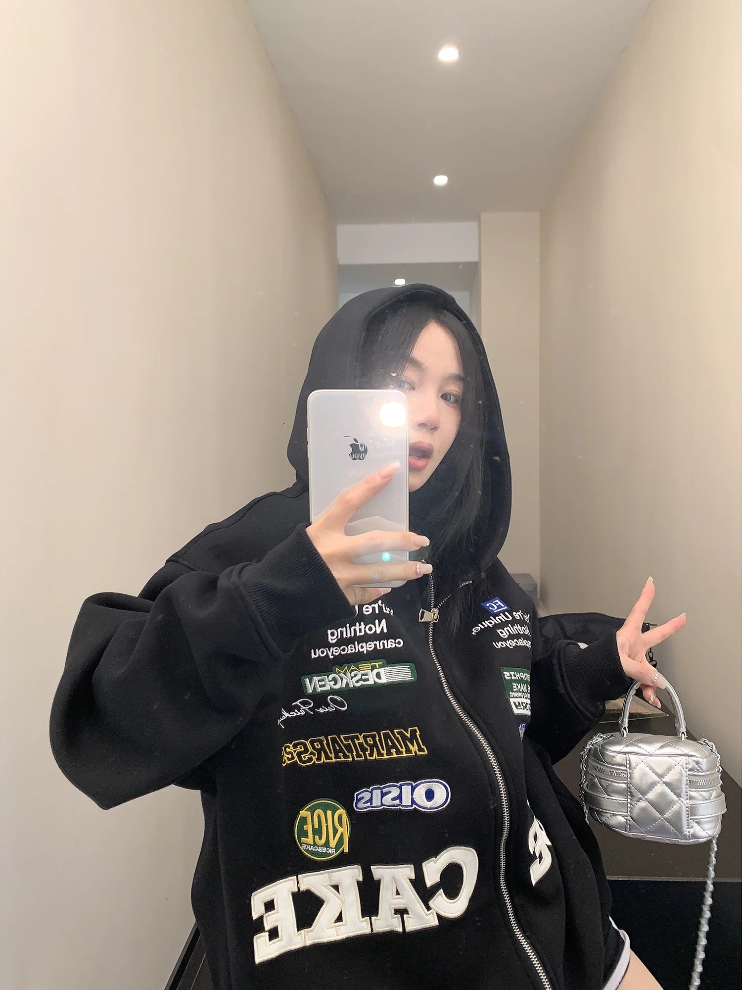 刺繡賽車風加絨連帽外套