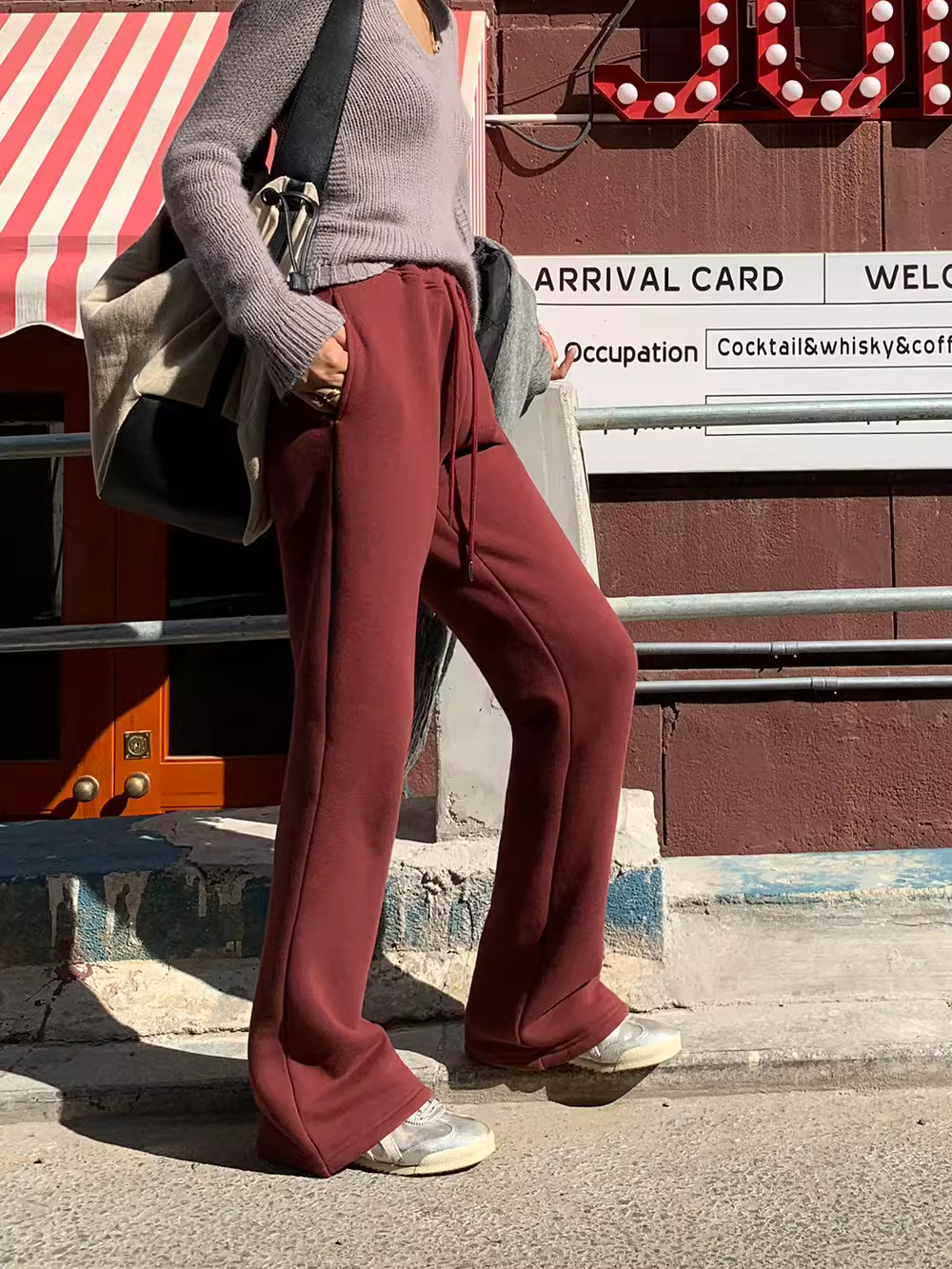 冬季運動褲款加絨衛褲休閒拖地微喇褲子9