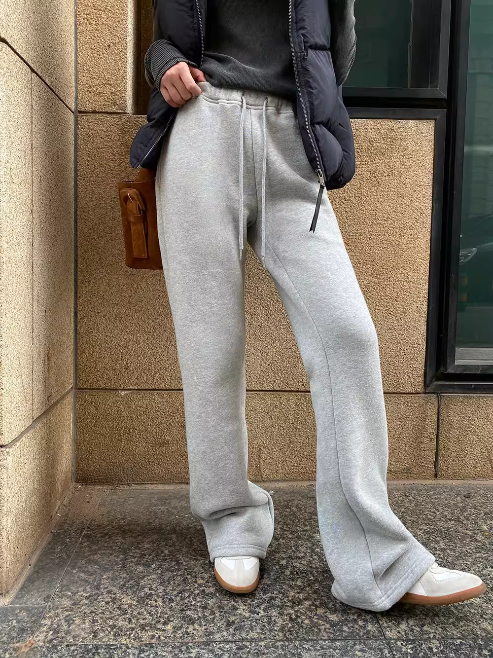 冬季運動褲款加絨衛褲休閒拖地微喇褲子 冬季運動褲款加絨衛褲休閒拖地微喇褲子