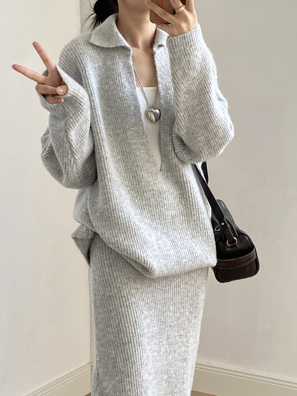 深ｖ翻領毛衣高腰半身裙套裝