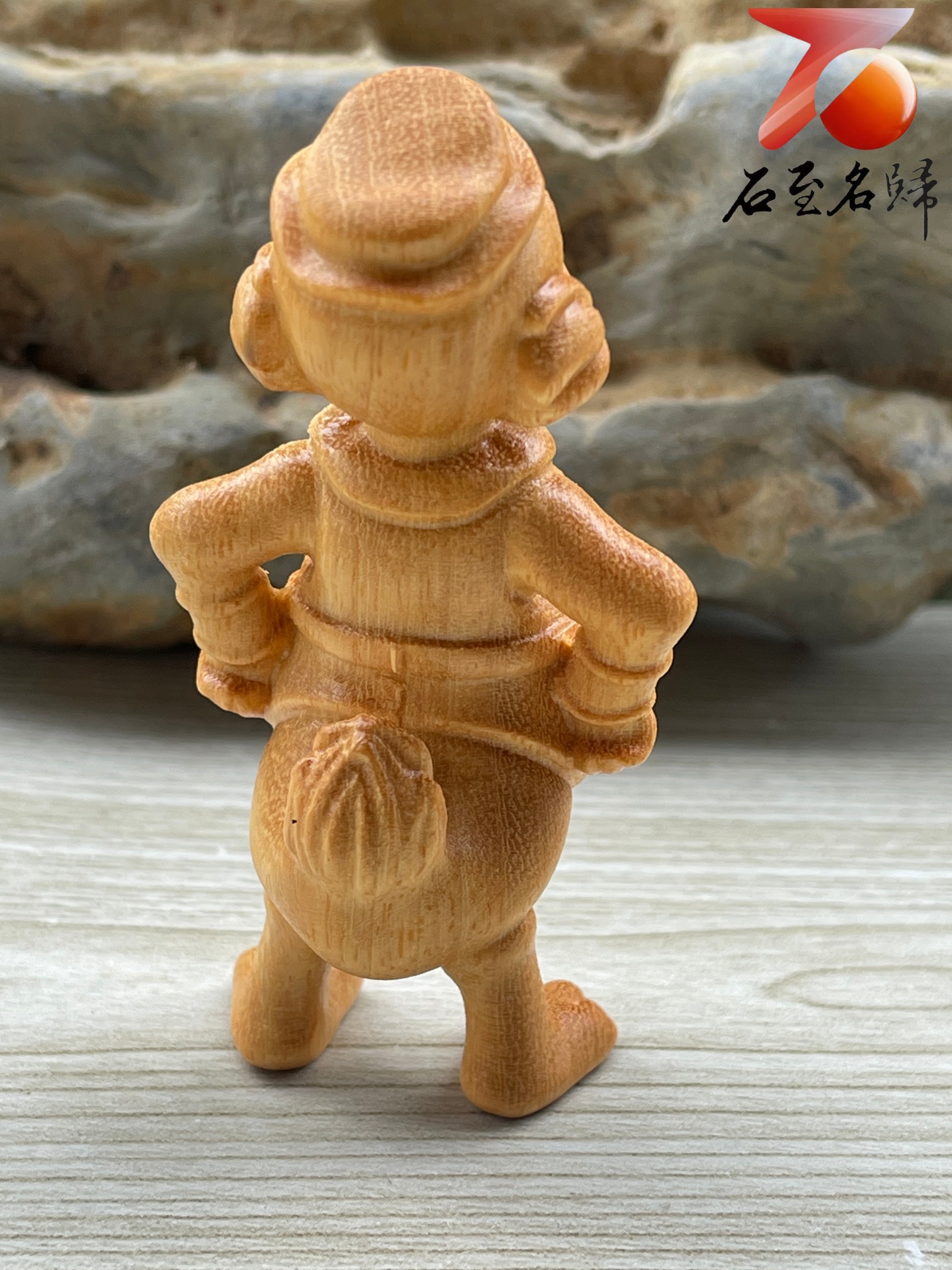 中国　唐木黄楊木製　蓮花彫　茶托　5客　M　7396E Amazon.co.jp: 中国 唐木黄楊木製 蓮花彫 茶托 5客 M 7396E