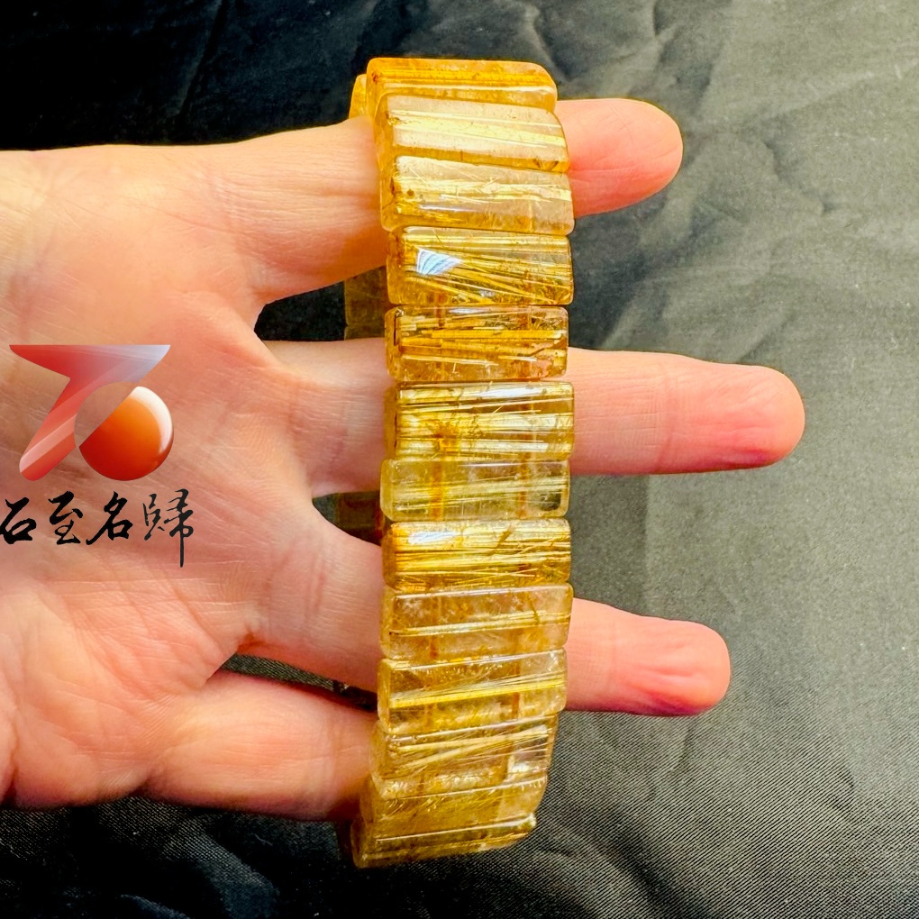 一物一拍|天然巴西順絲鈦晶水晶手排 寬23.6mm 手圍18公分1