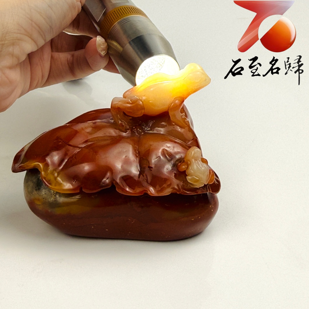 老撾石手工精雕 張國民老師作品【雙蛙戲荷・呱呱來財】1