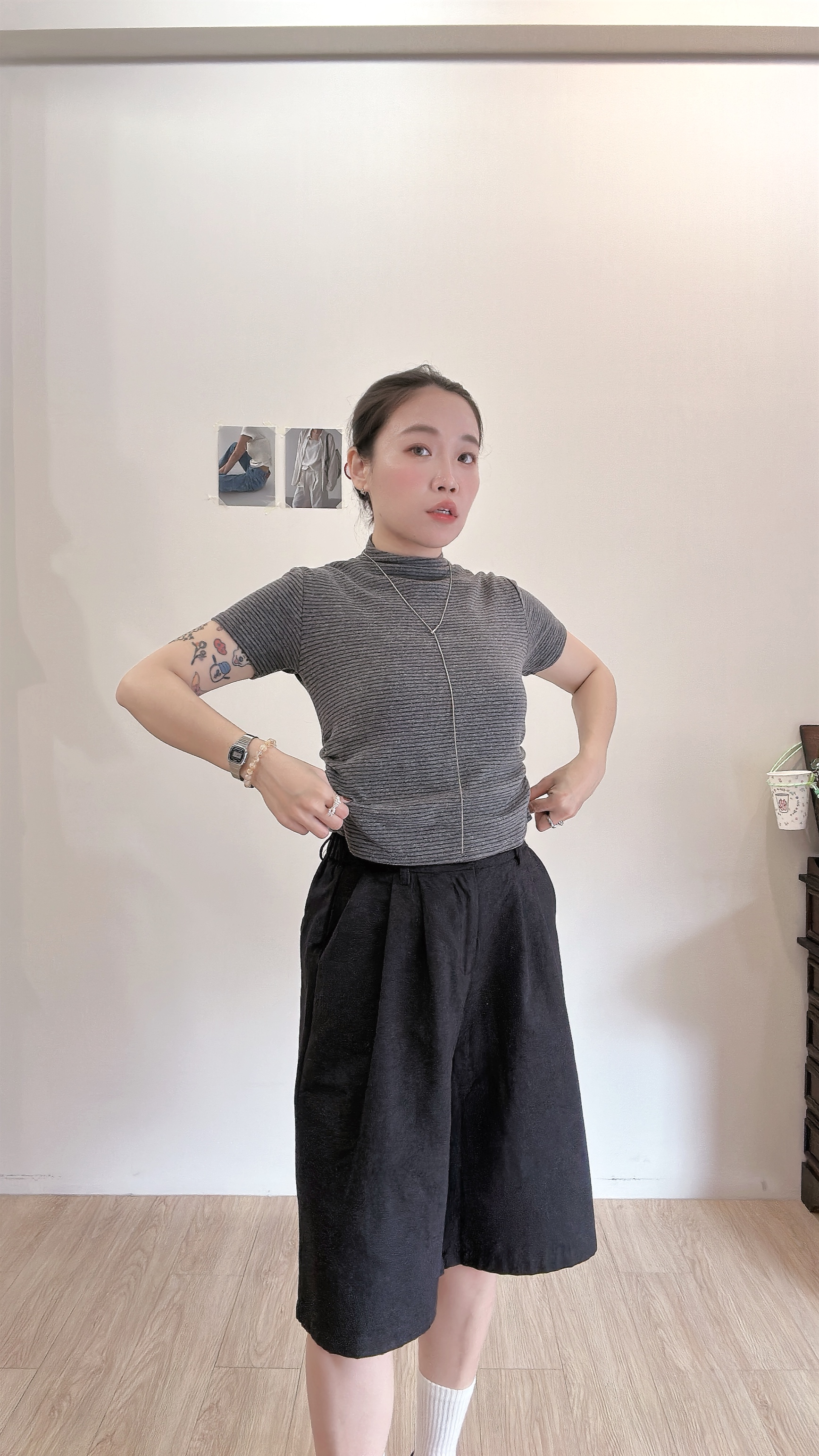 小立領抓皺條紋上衣