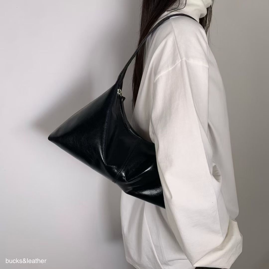 B39 Bucks&Leather 26年新款!小款 牛皮光滑亮面法式莫奈包7