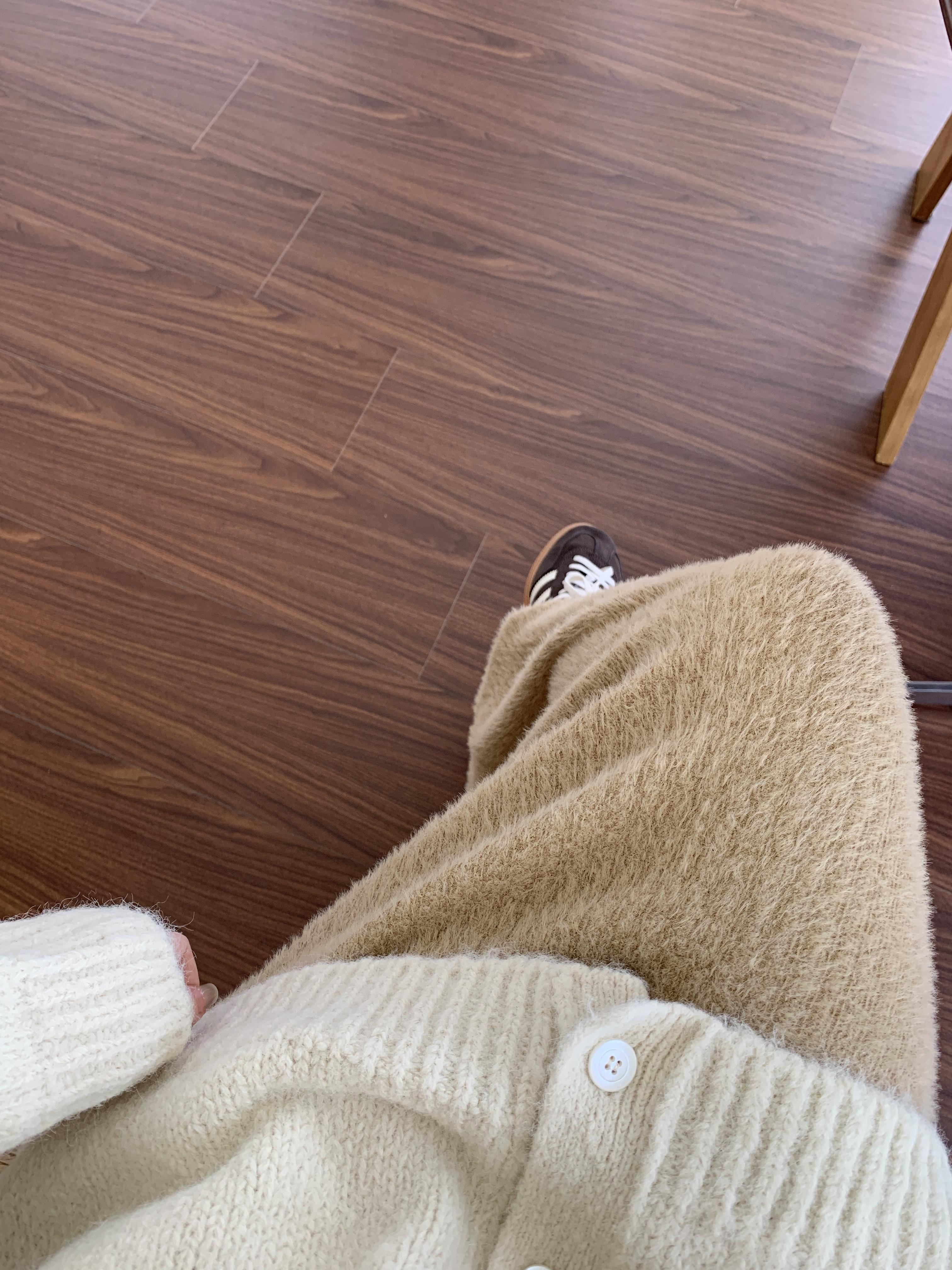 現貨 BEST!回歸) 自留!仙女羽毛感後開衩長裙 2色19