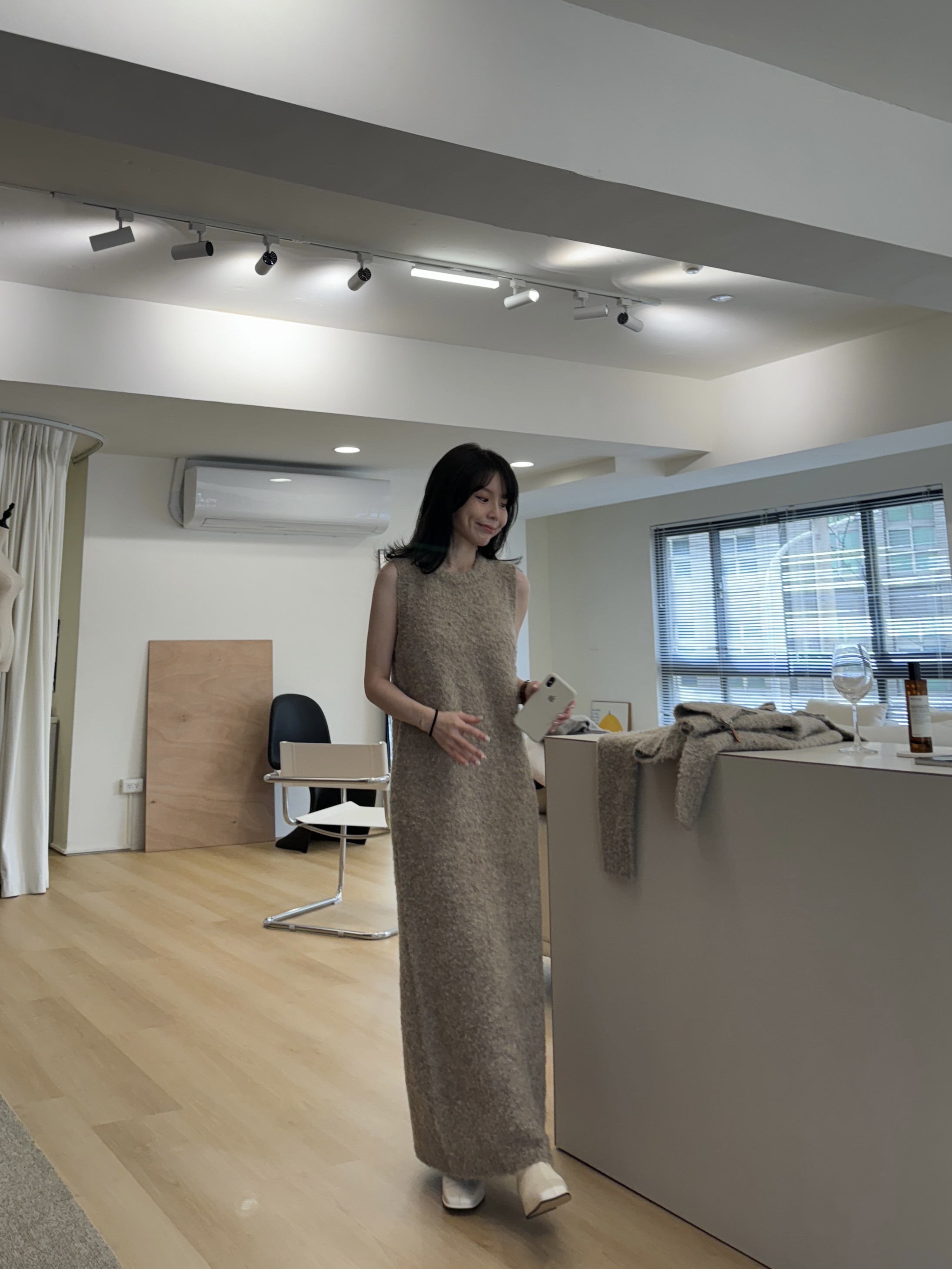 現貨！獨家訂製！回歸) 高CP值！親膚QQ毛背心洋+小翻領外套SET 2色