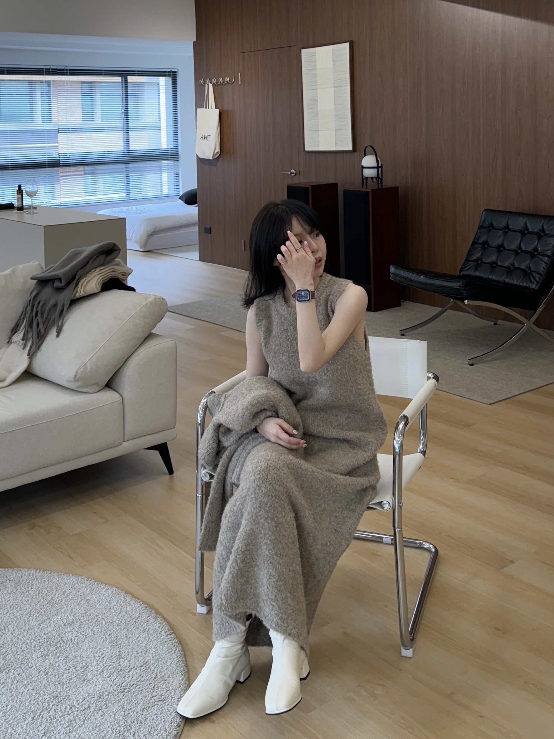 現貨!獨家訂製!回歸) 高CP值!親膚QQ毛背心洋+小翻領外套SET 2色 現貨!獨家訂製!回歸) 高CP值!親膚QQ毛背心洋+小翻領外套SET 2色