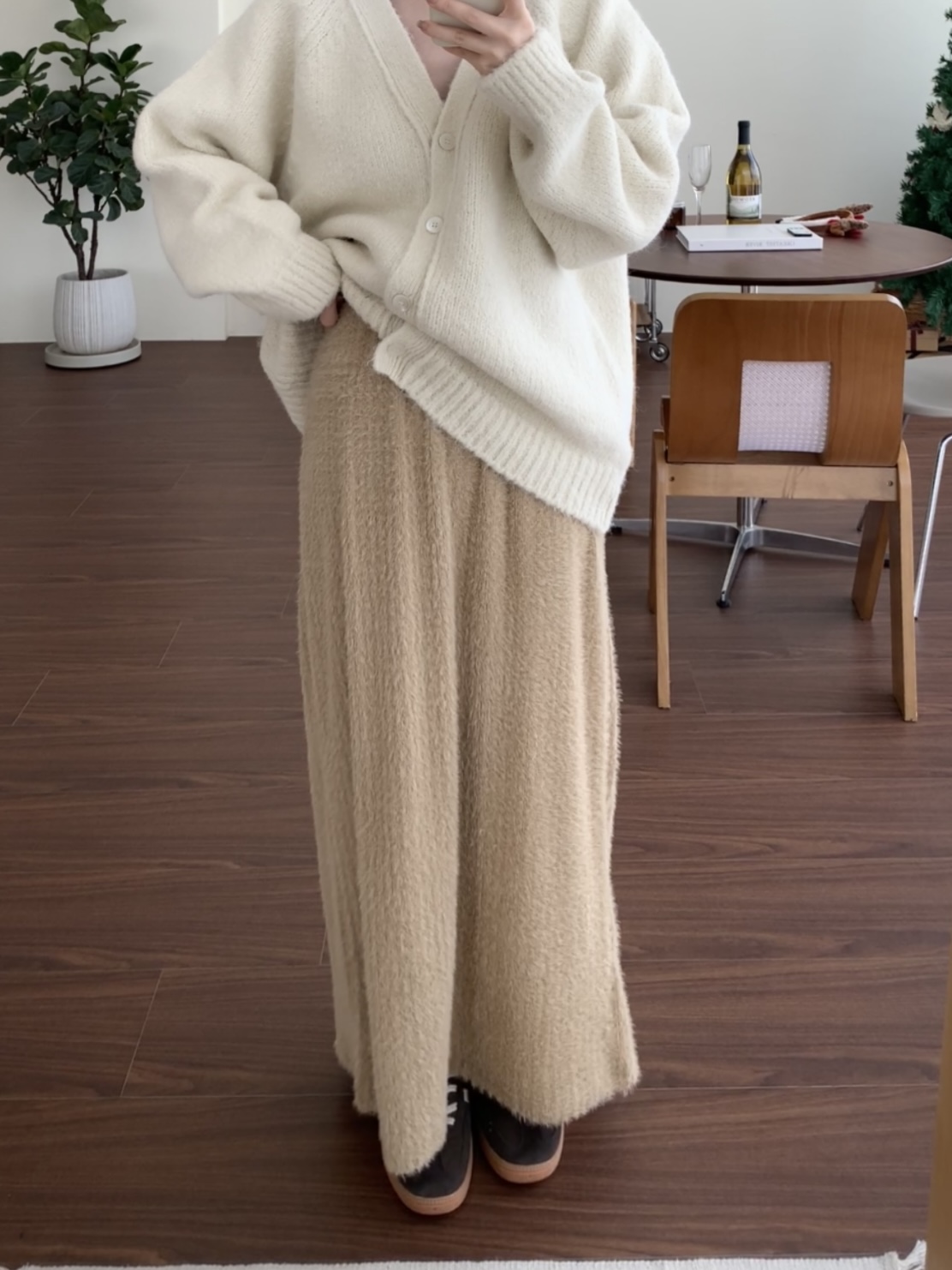 現貨 BEST!回歸) 自留!仙女羽毛感後開衩長裙 2色4