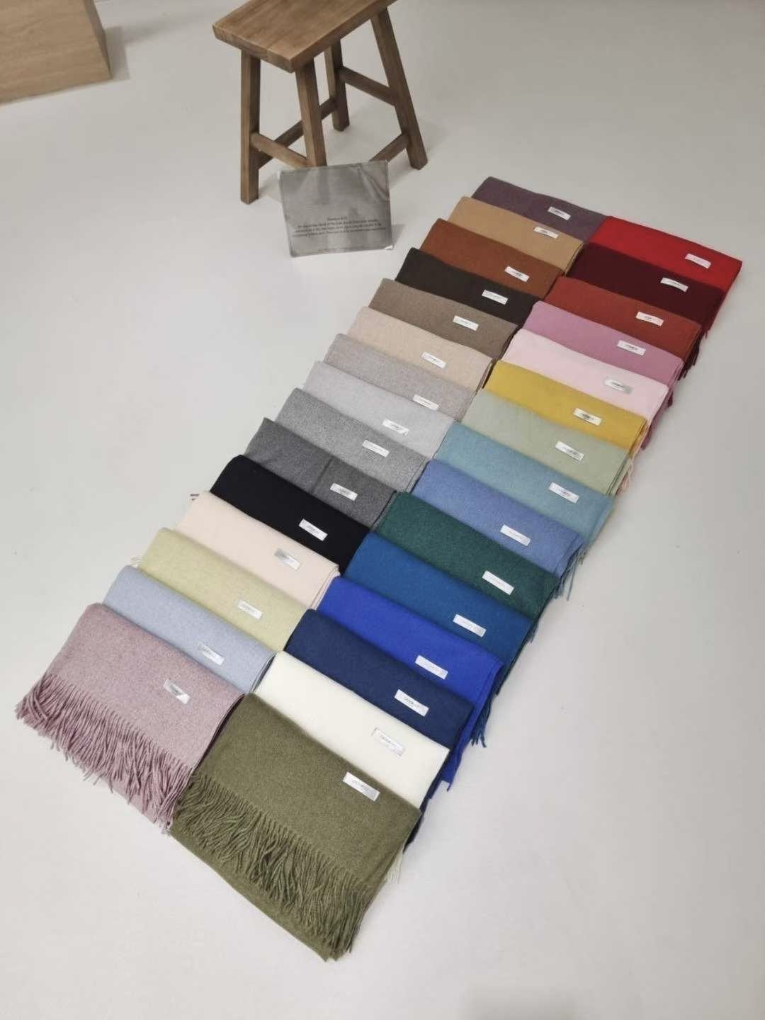 現貨 AW18 cashmere柔軟厚實圍巾 3色5