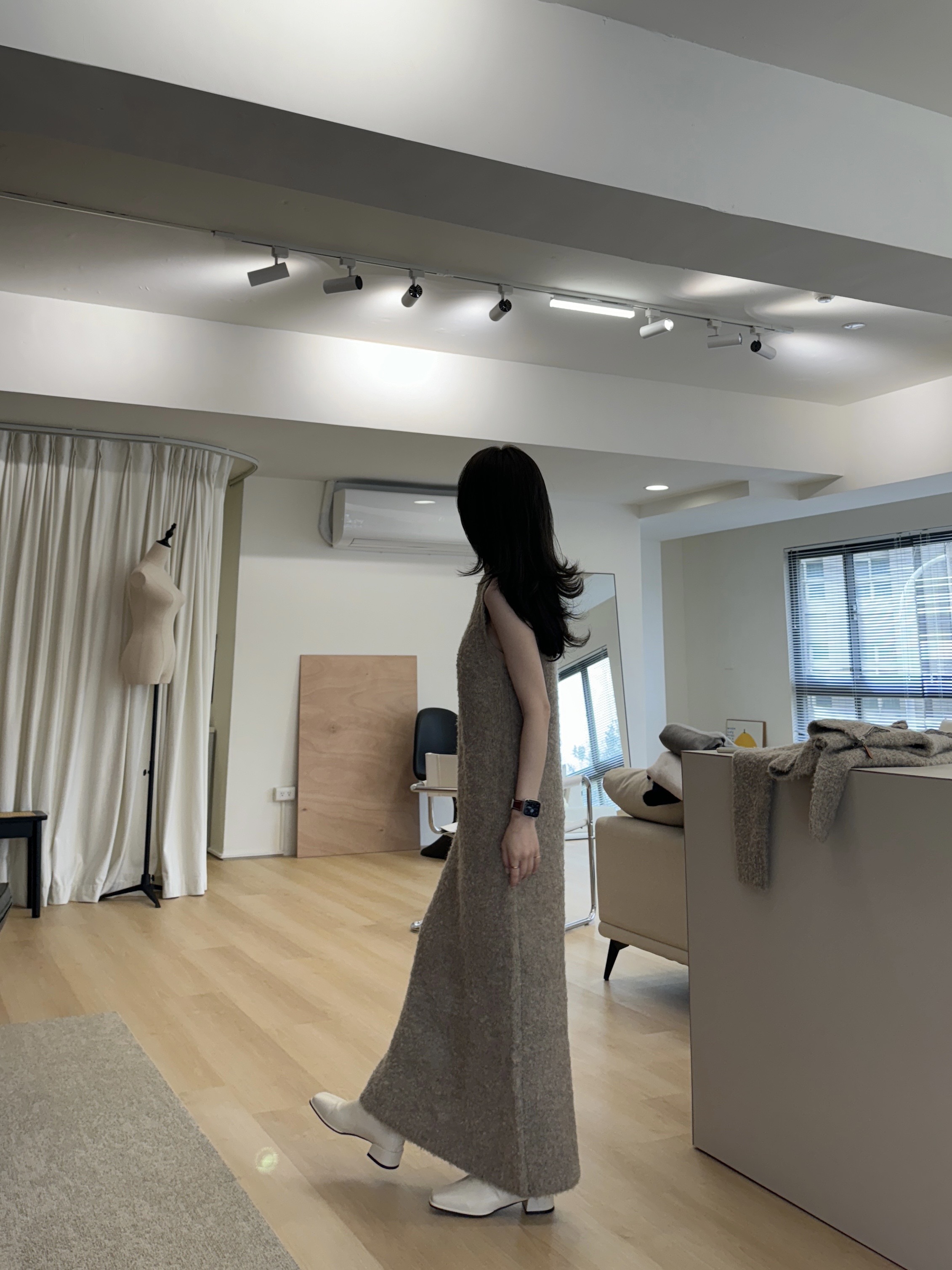 現貨!獨家訂製!回歸) 高CP值!親膚QQ毛背心洋+小翻領外套SET 2色9