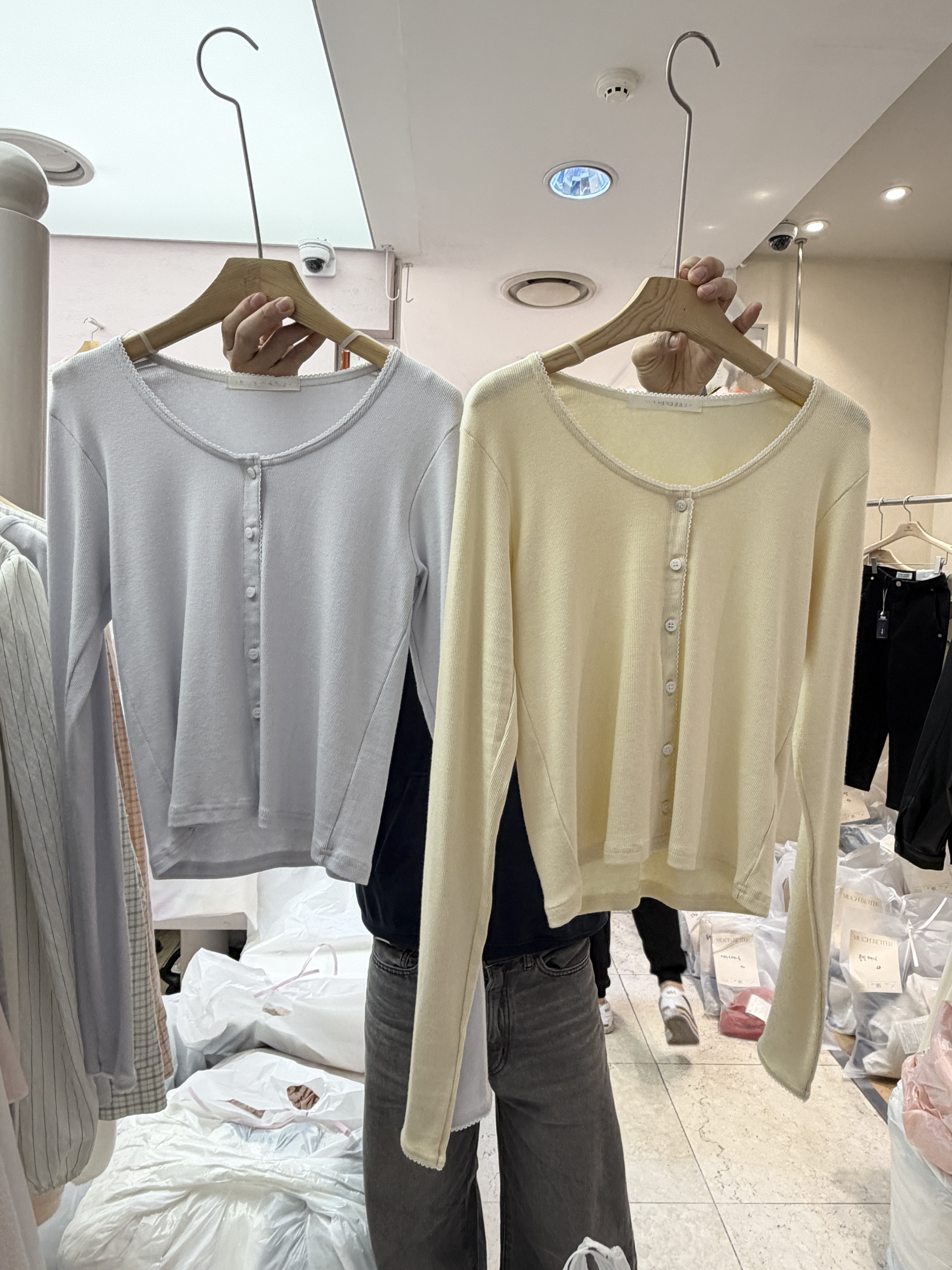 現貨 BD14 推!莫代爾棉舒服滾邊U領小罩衫 4色1