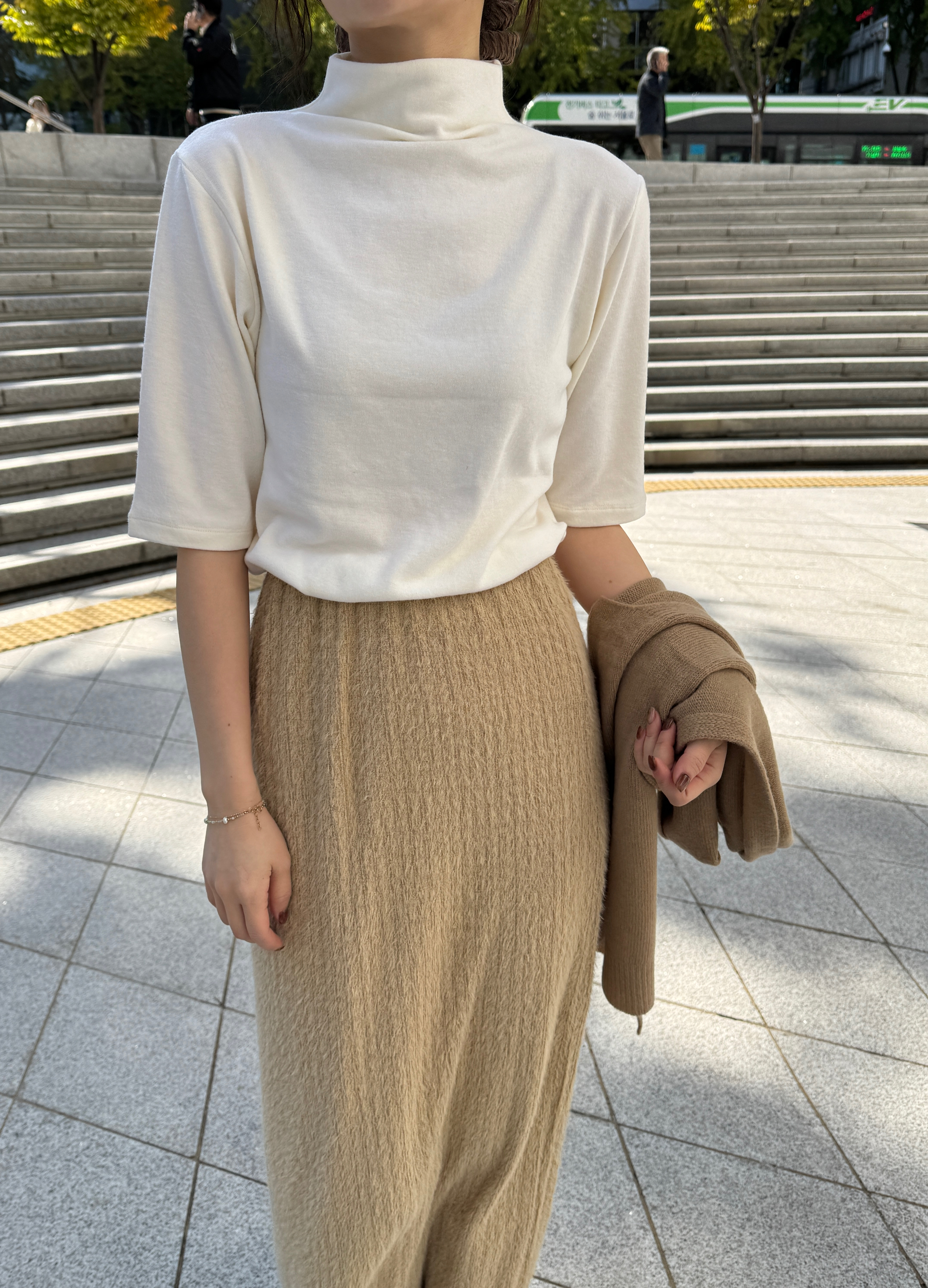 現貨 BEST!回歸) 自留!仙女羽毛感後開衩長裙 2色13