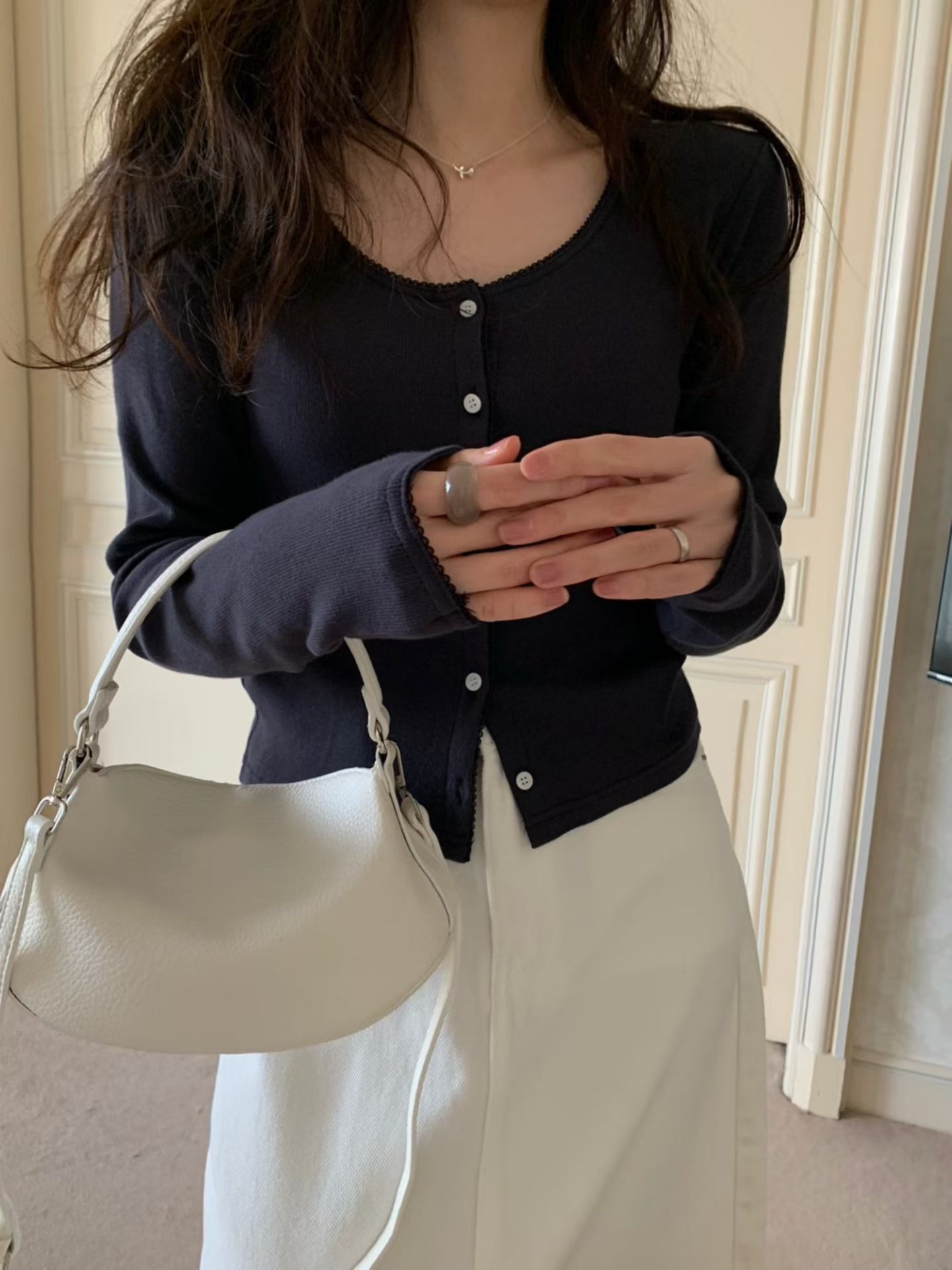 現貨 BD14 推!莫代爾棉舒服滾邊U領小罩衫 4色2
