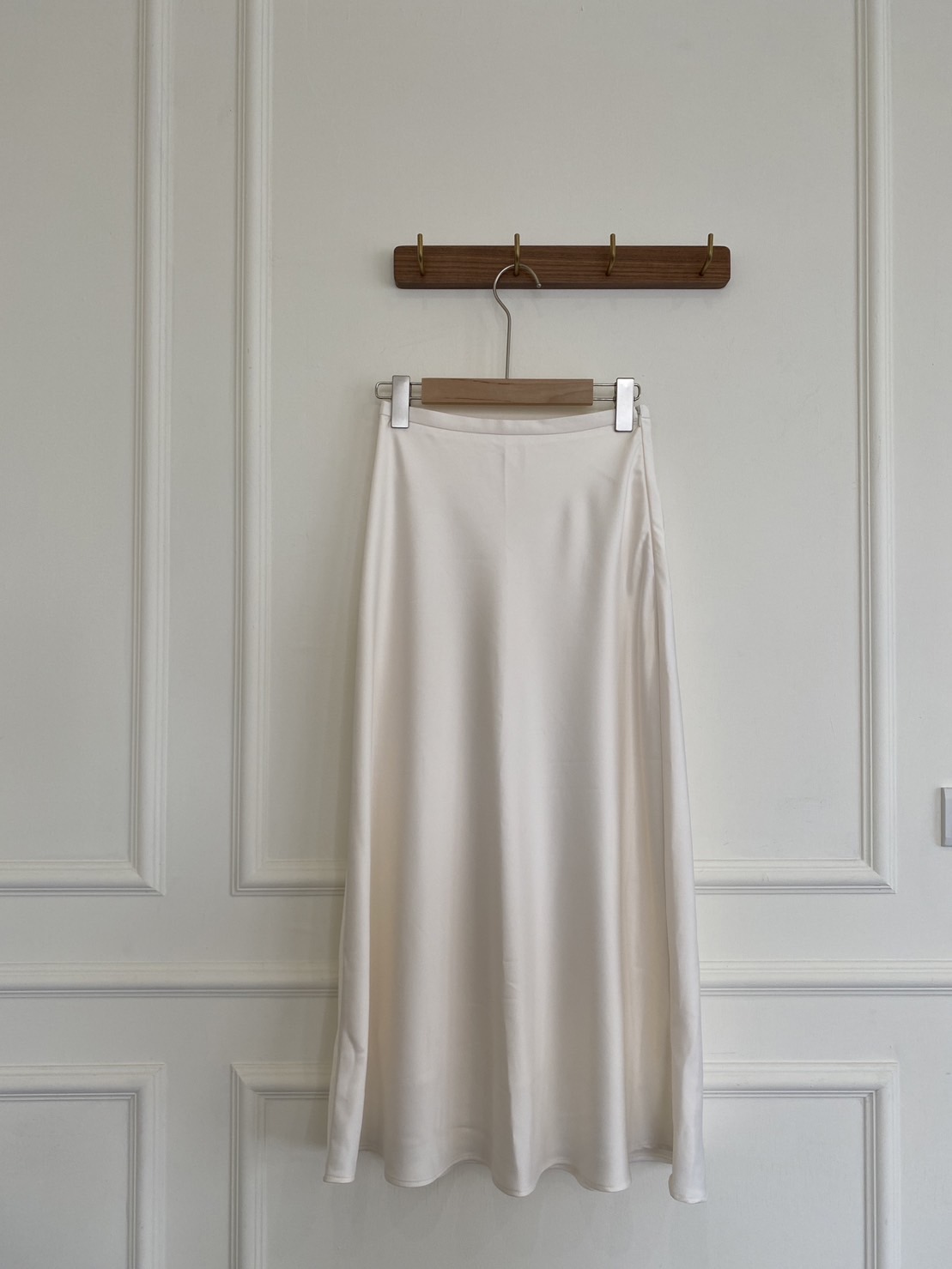 現貨 FF20 超美!!淡淡光澤長裙 SM18