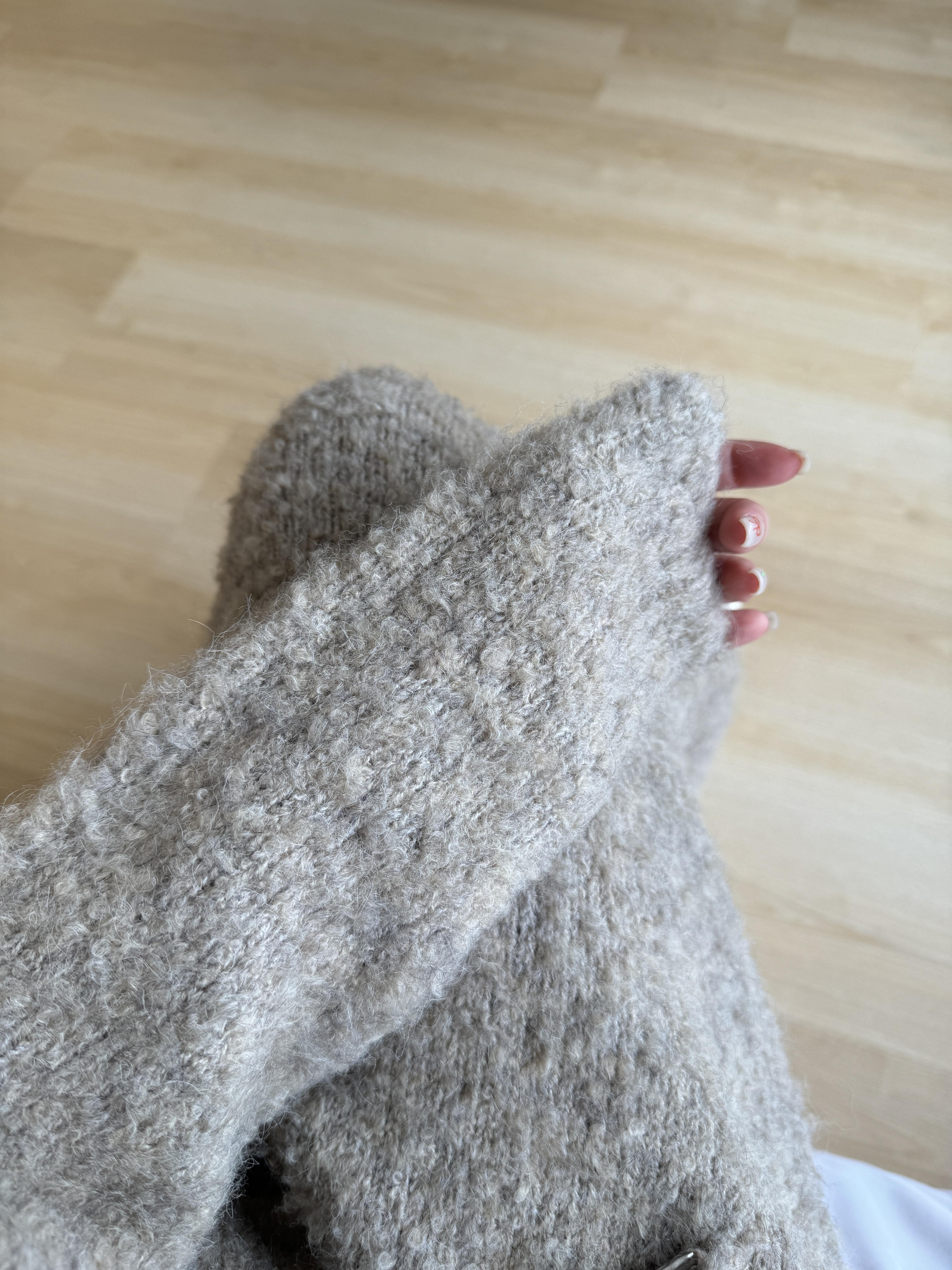 現貨!獨家訂製!回歸) 高CP值!親膚QQ毛背心洋+小翻領外套SET 2色4