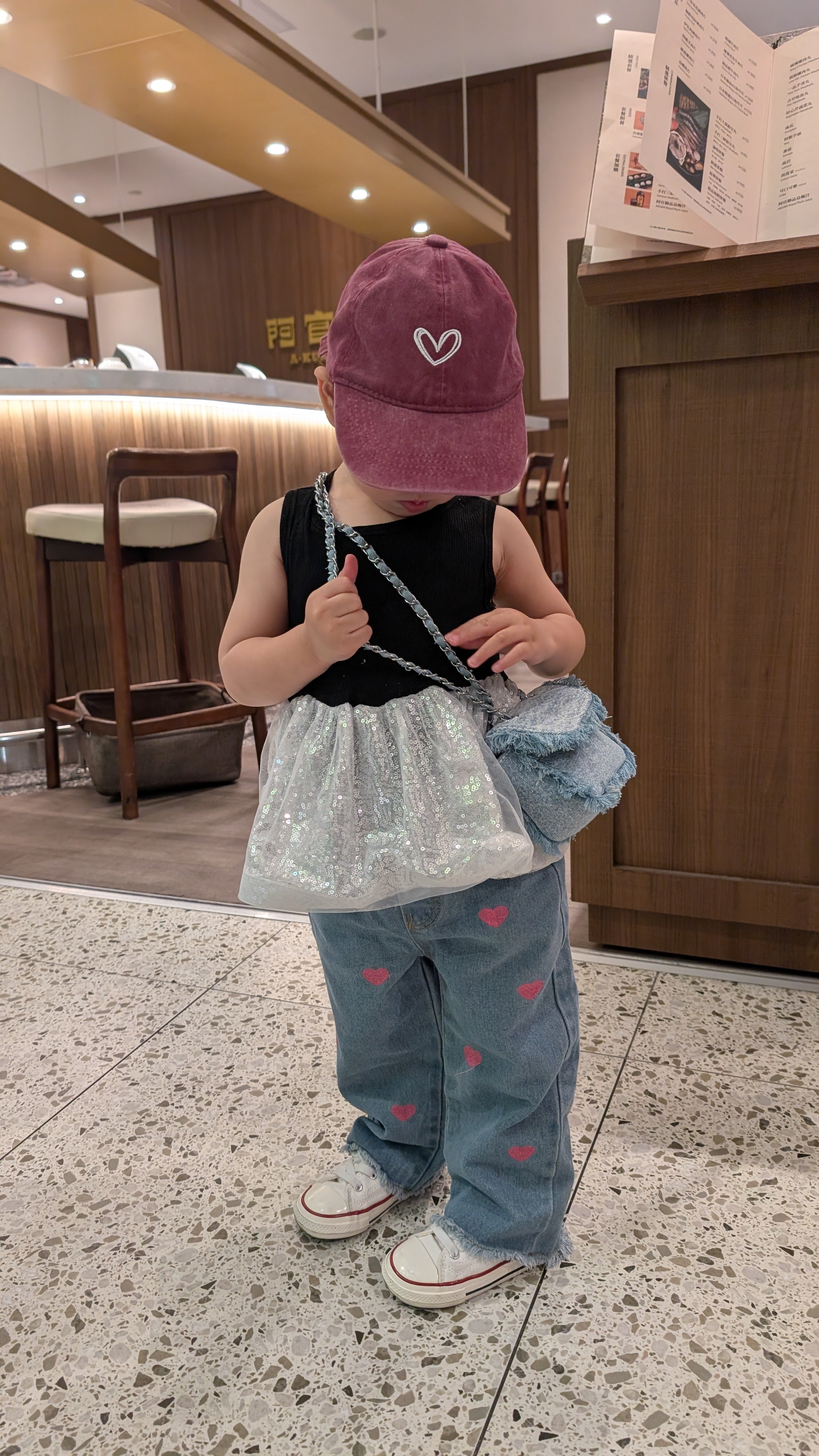 拼接澎澎亮片背心