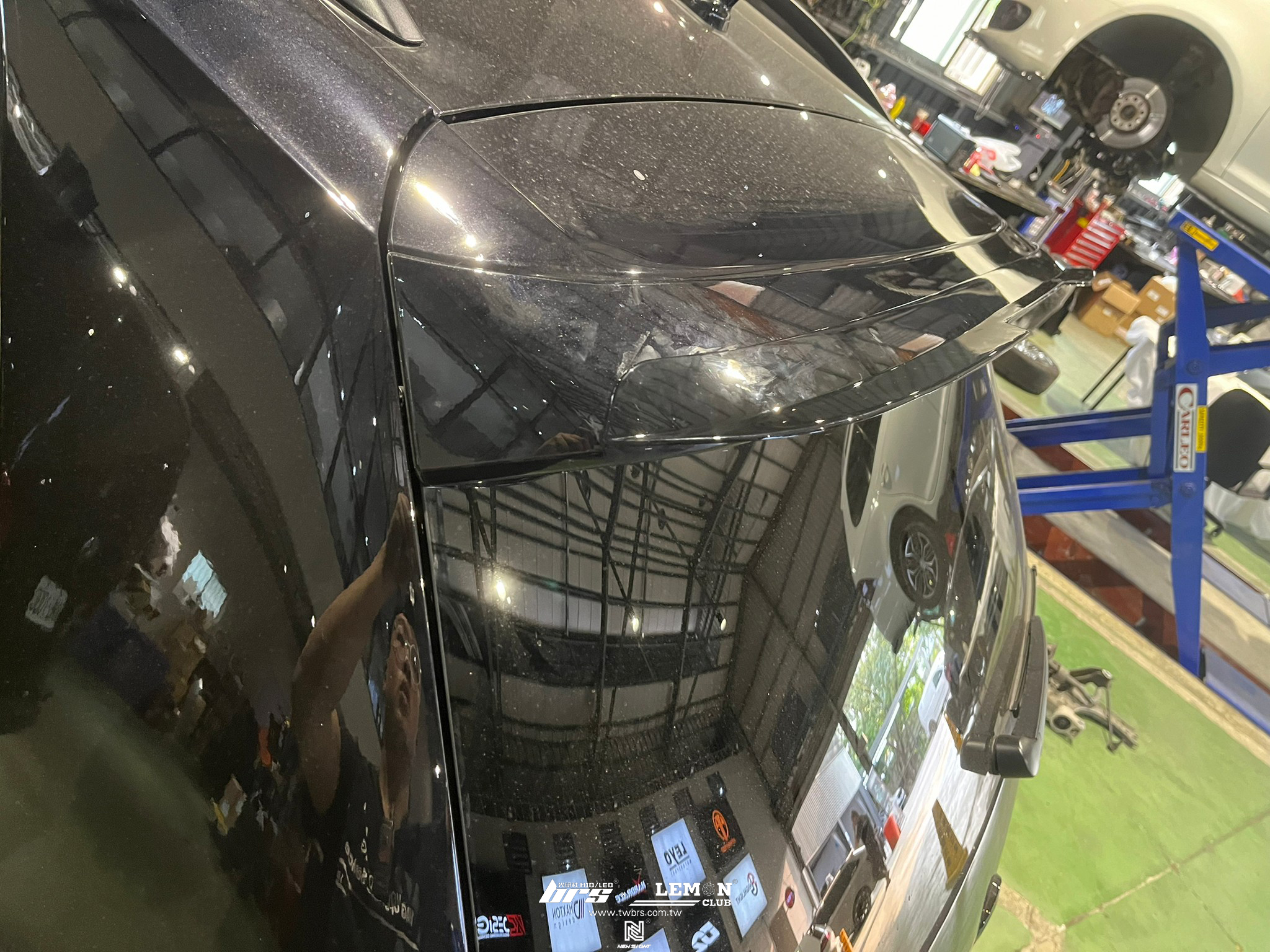 Volkswagen New Tiguan R-Line 安裝 類MAX尾翼