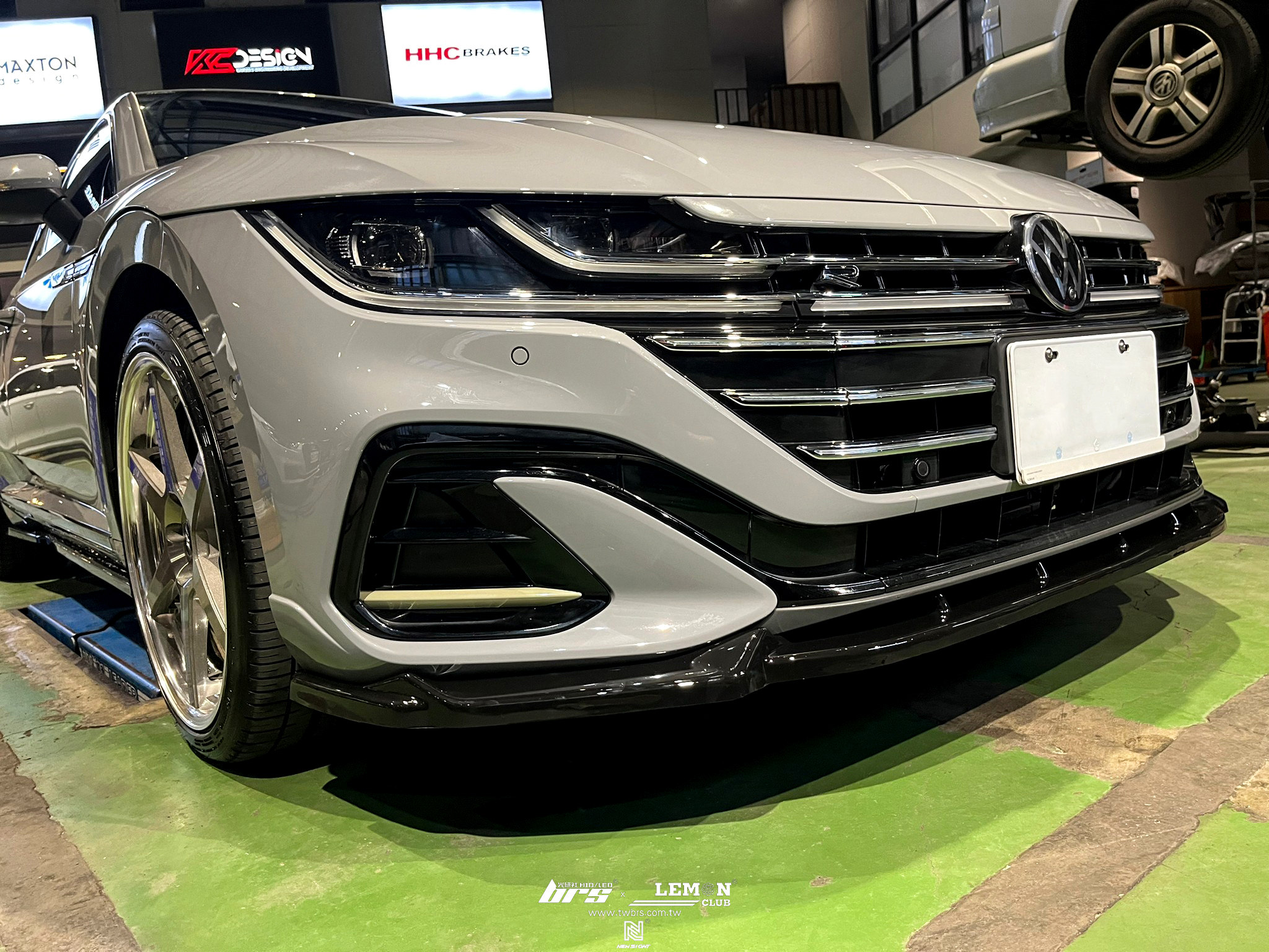 Volkswagen Arteon 安裝 類MAX前下巴+類MAX側裙+類MAX後下包角