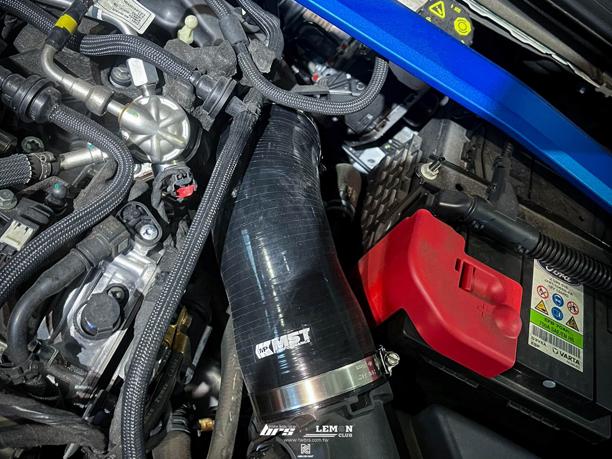 Ford Focus 安裝 MST進氣管