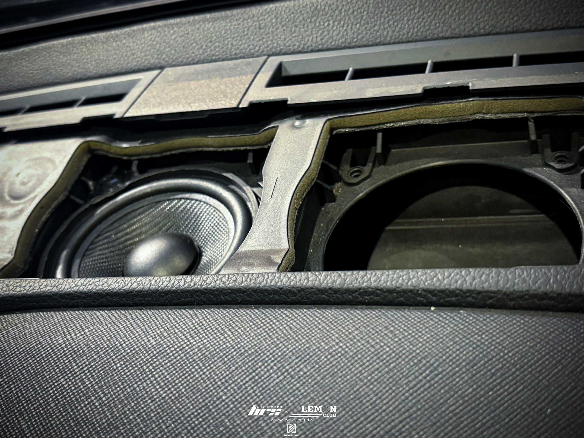 Skoda Kamiq 安裝 美國HART單體中音3吋中置喇叭