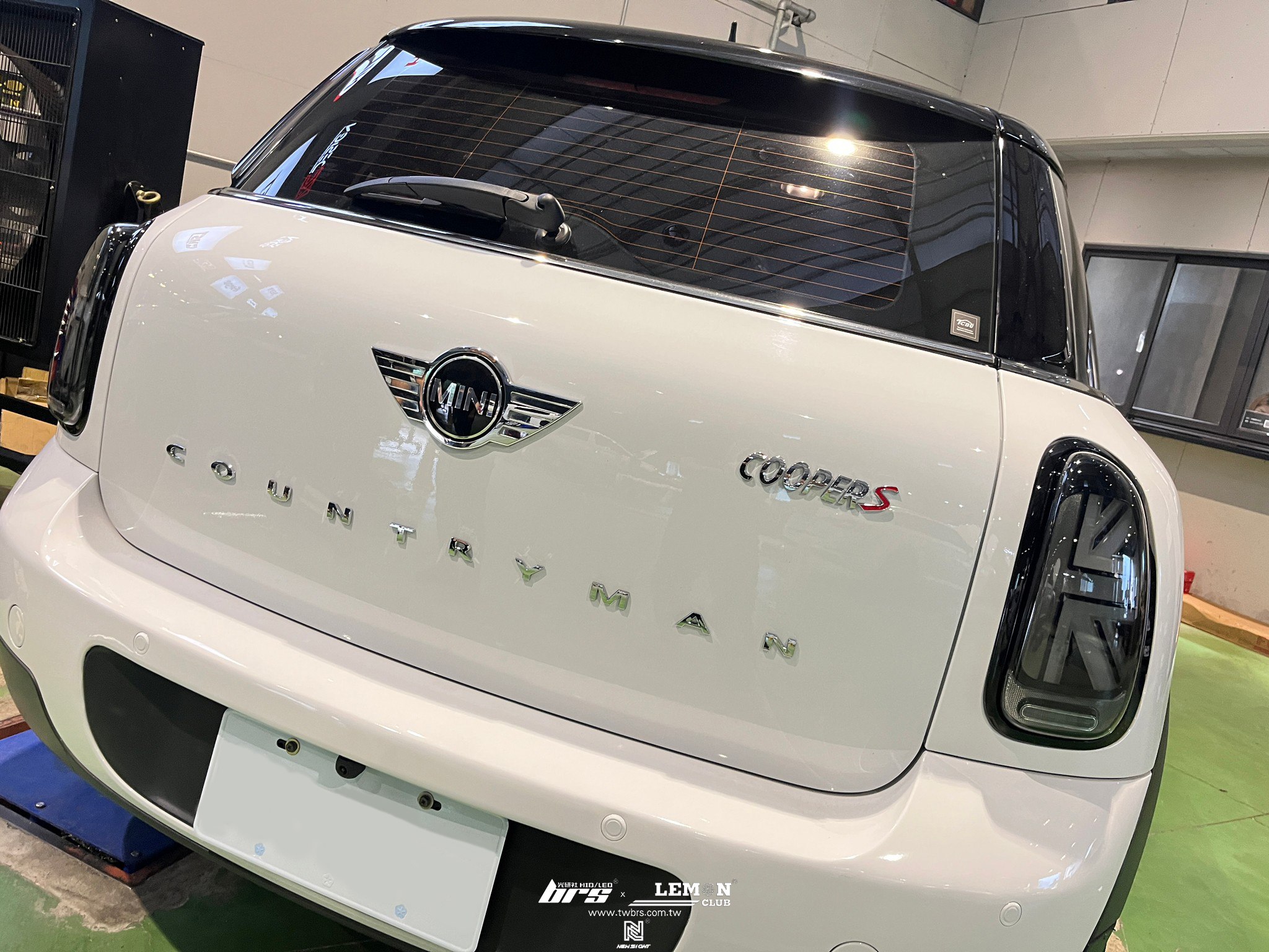 Mini Countryman R60 安裝 英國國旗燻黑LED尾燈