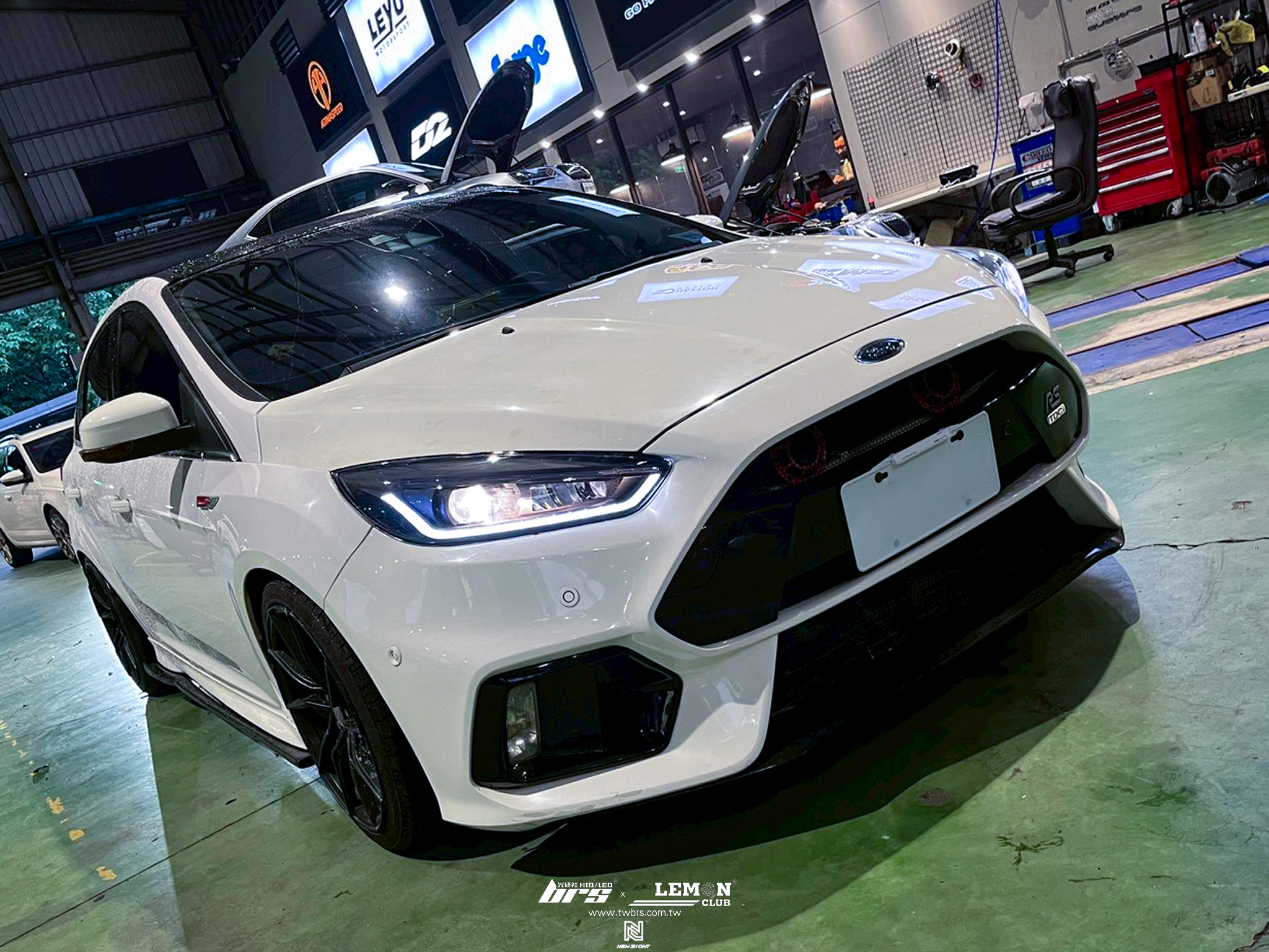 Ford Focus MK3.5 安裝 全LED導光大燈總成