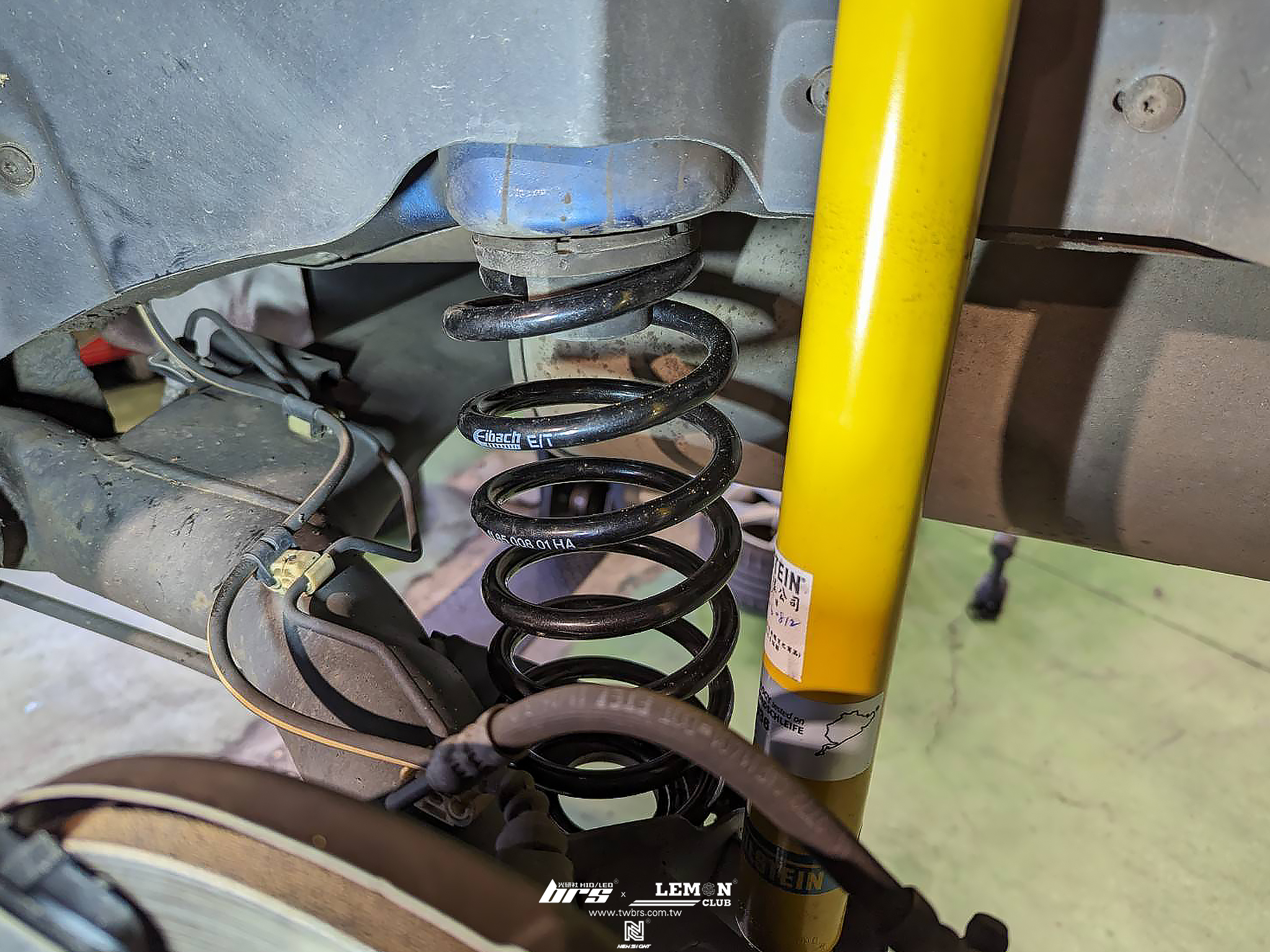 Skoda Fabia 安裝 Bilstein倍適登避震器+Eibach艾巴赫短彈簧
