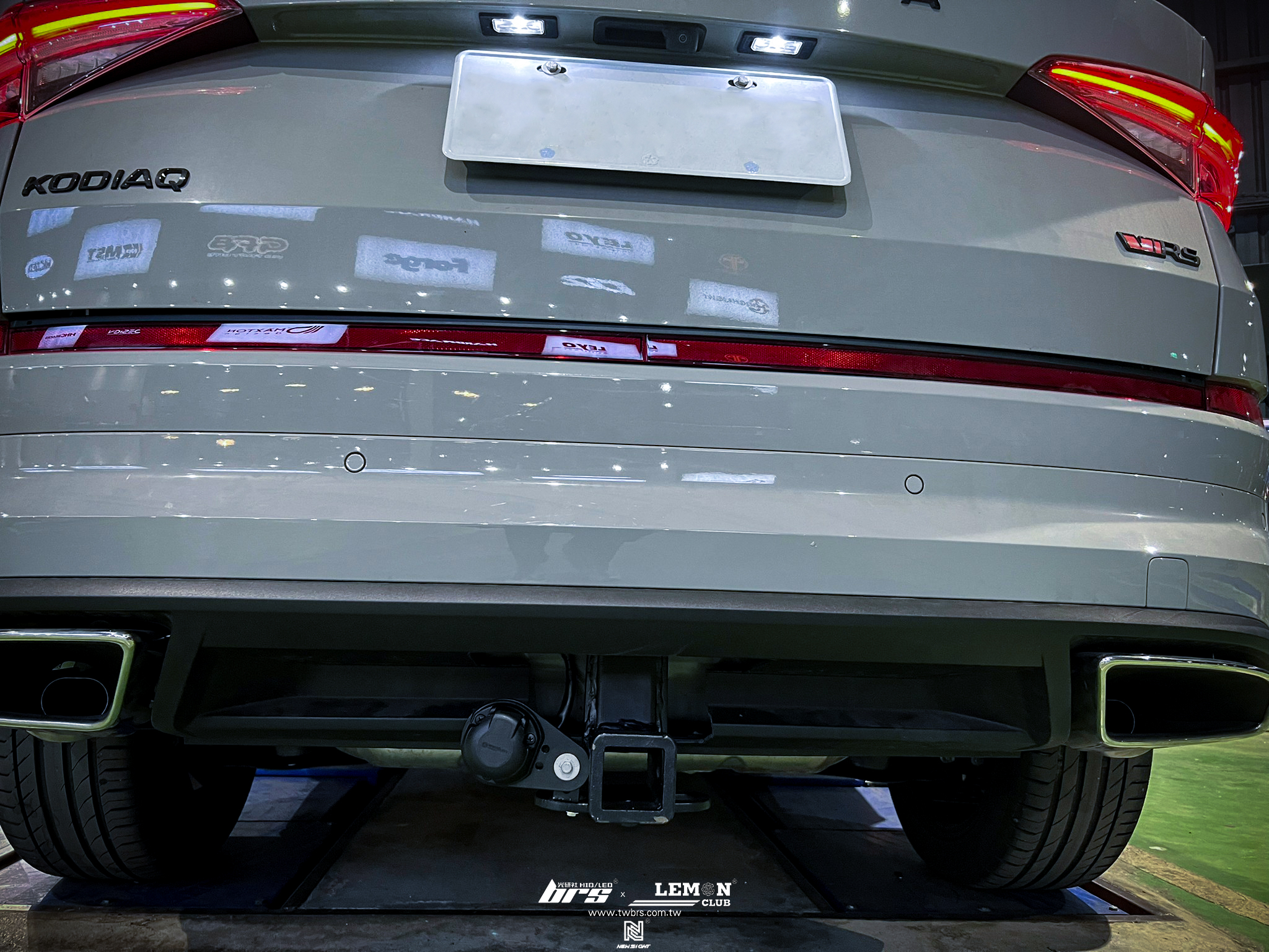 Skoda Kodiaq 安裝 方孔拖車勾+專用拖車勾線組