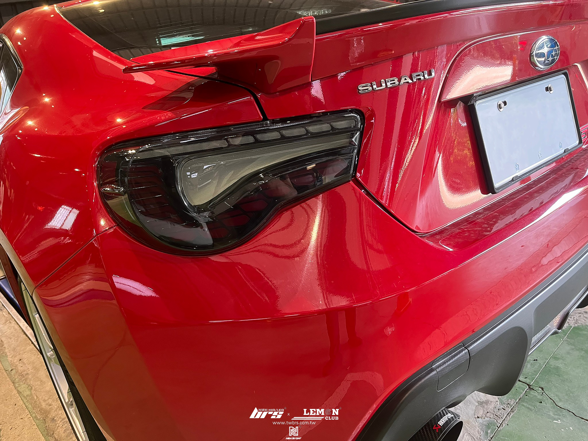 Toyota 86 安裝 龍鱗LED尾燈-燻黑款